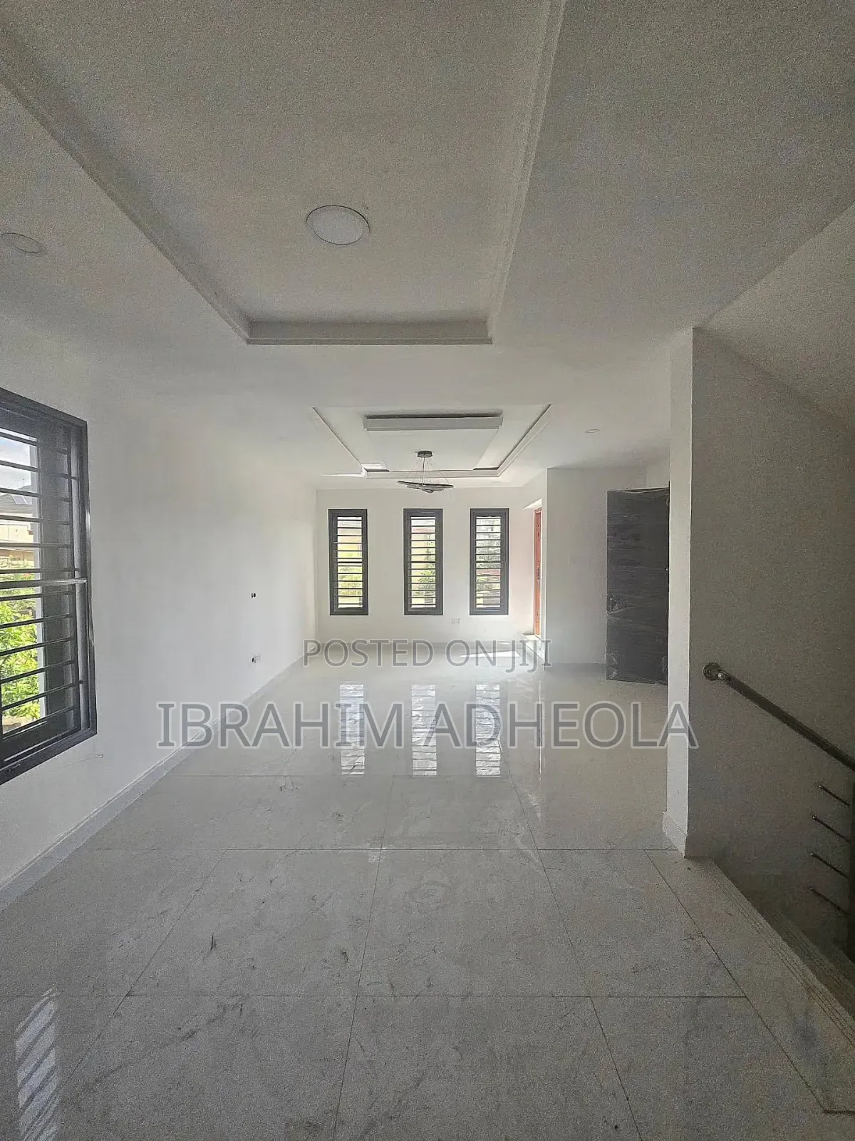 4bdrm Duplex in Maryland, Mende for sale
