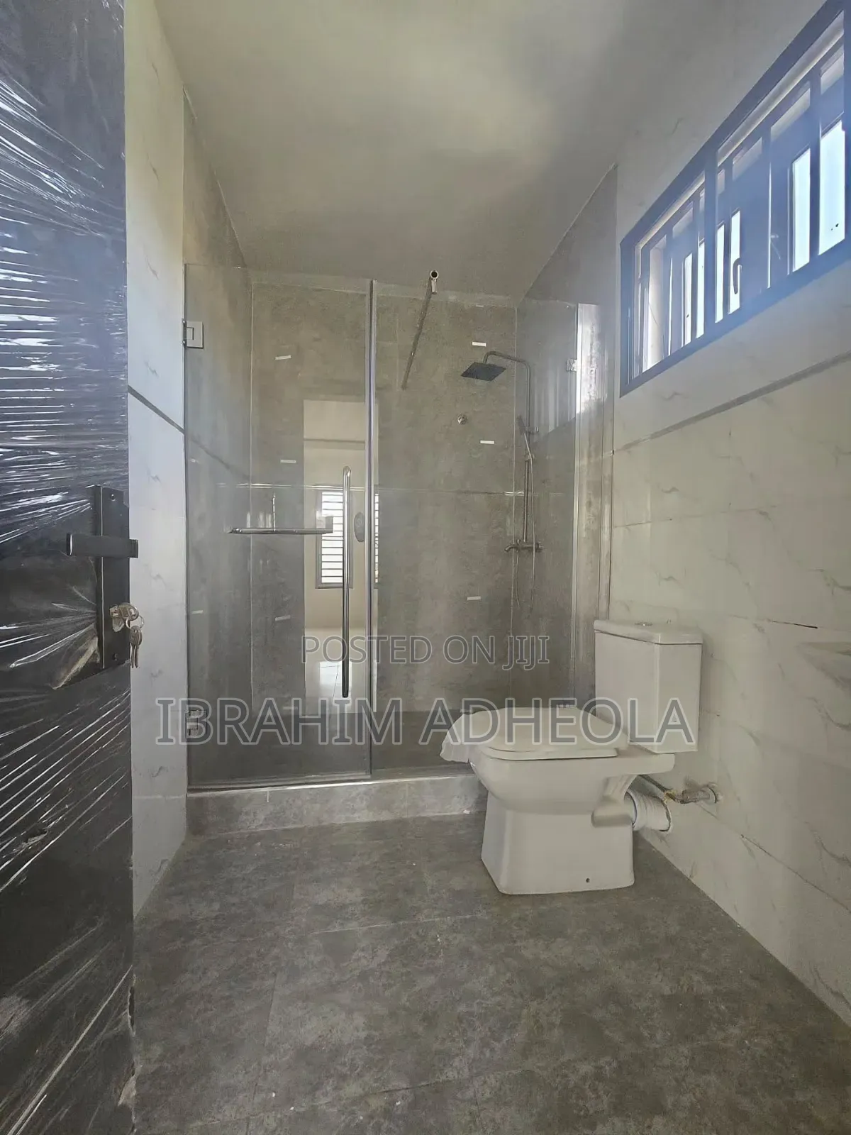 4bdrm Duplex in Maryland, Mende for sale