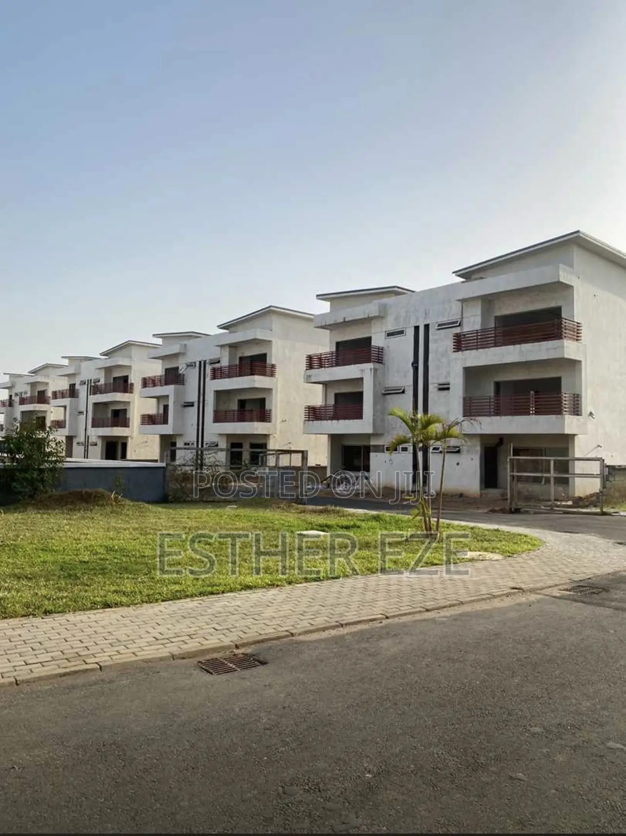4bdrm Duplex in Maitama for sale