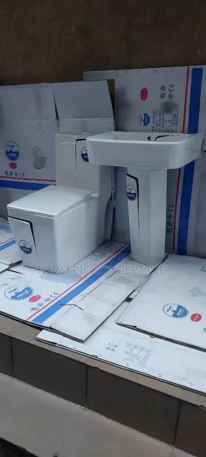 Toilet Seat With Wash Hand Basin