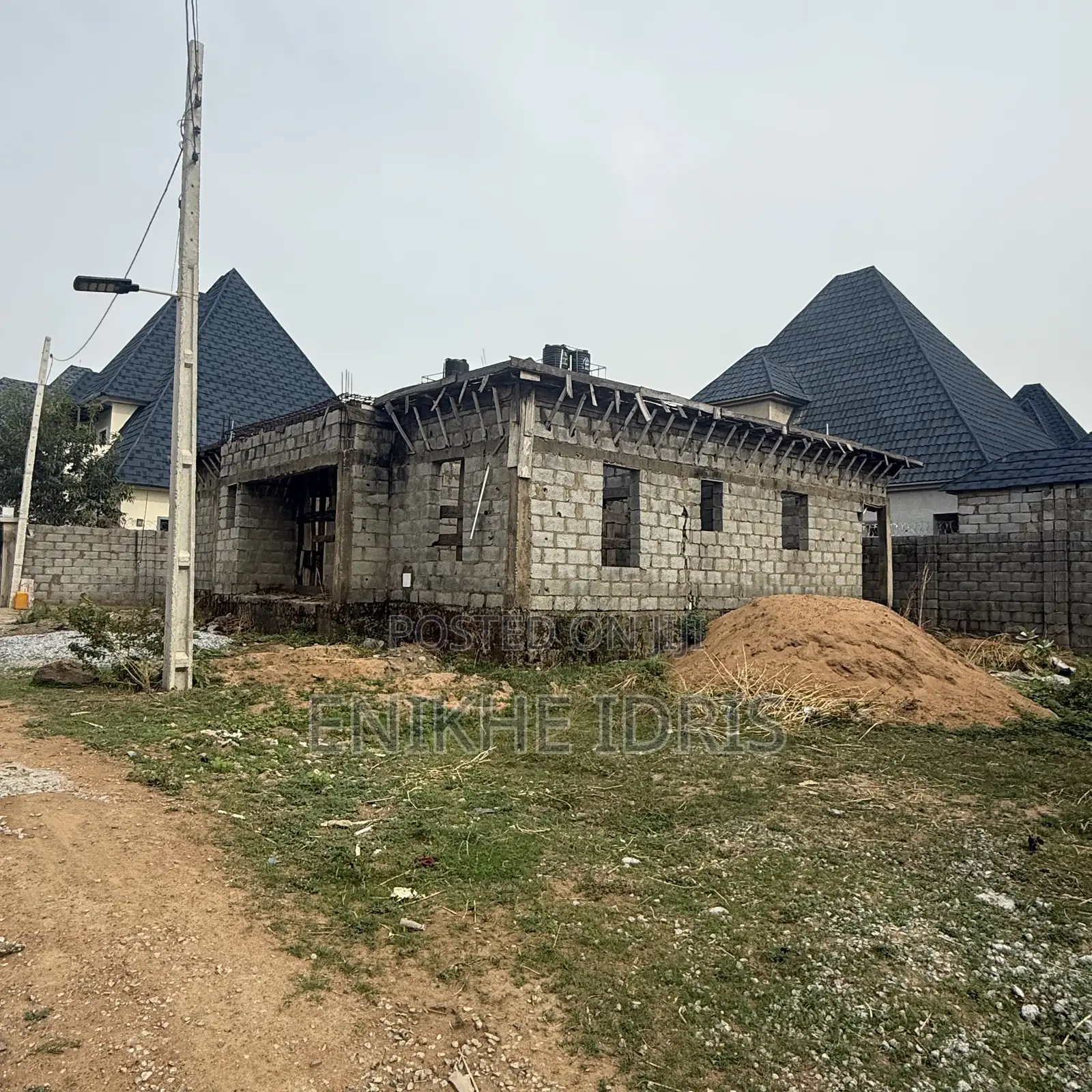 4bdrm Penthouse in Stable City, Lugbe District for sale