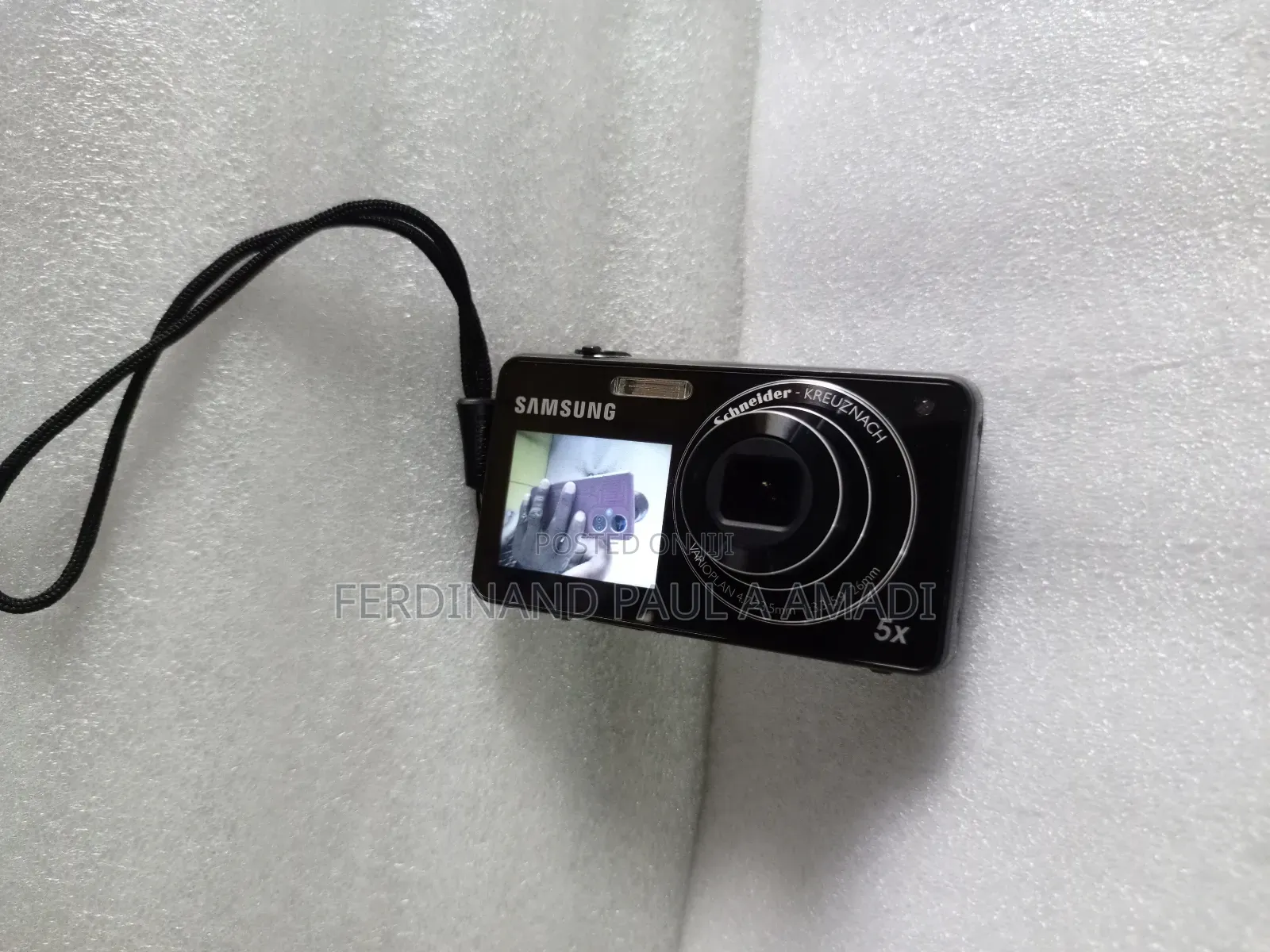 Samsung Digital Photo Video Camera for Vintage Passport Snapping