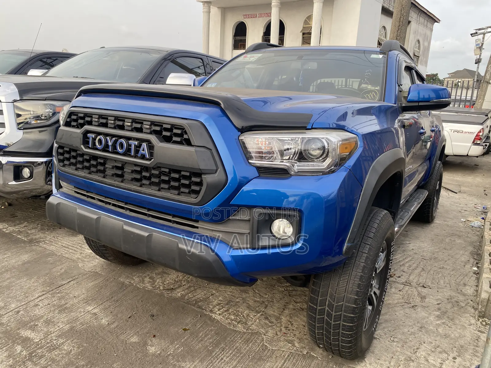 Toyota Tacoma TRD Off Road 2018 Blue