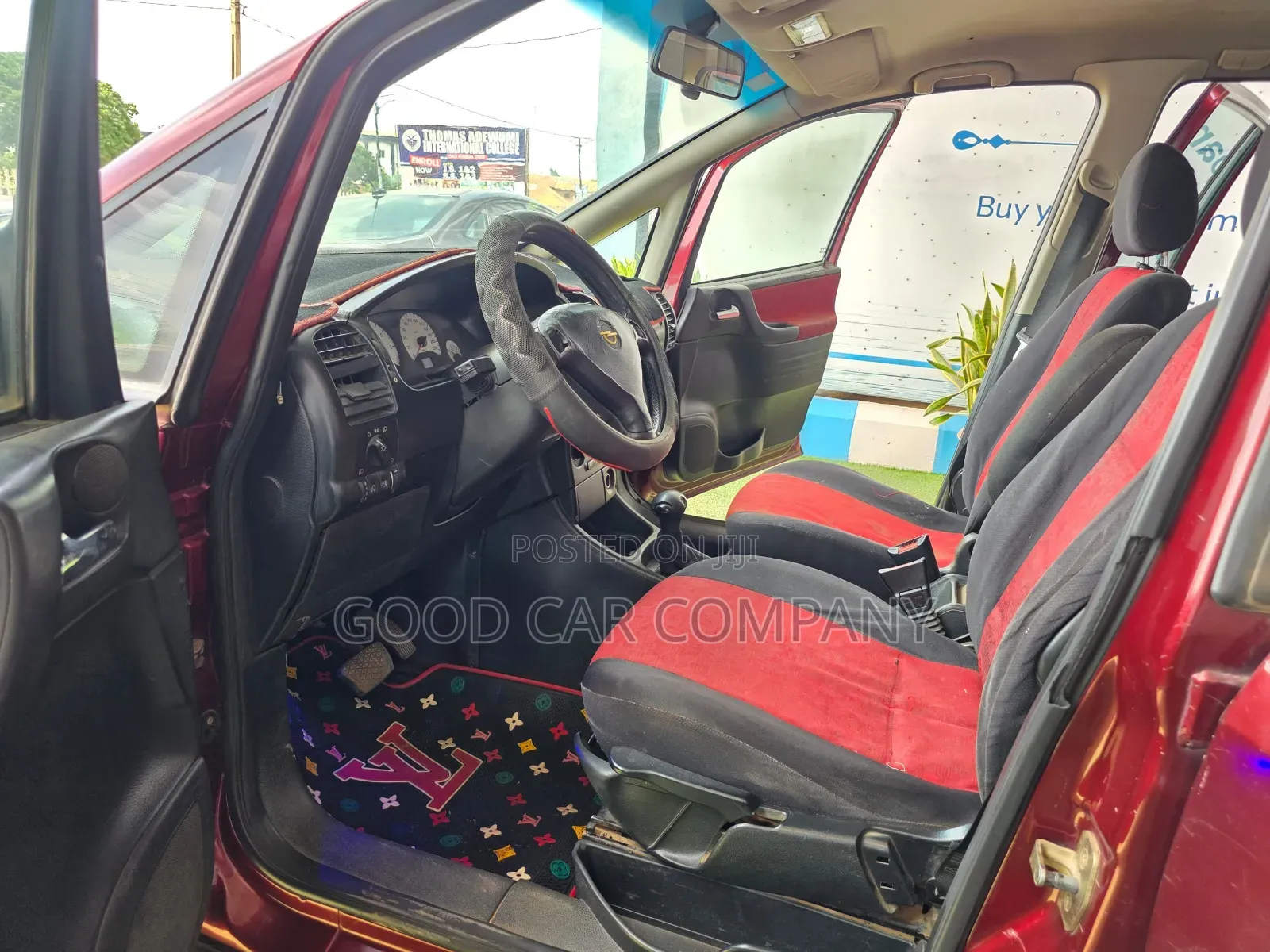 Opel Zafira 1999 Red