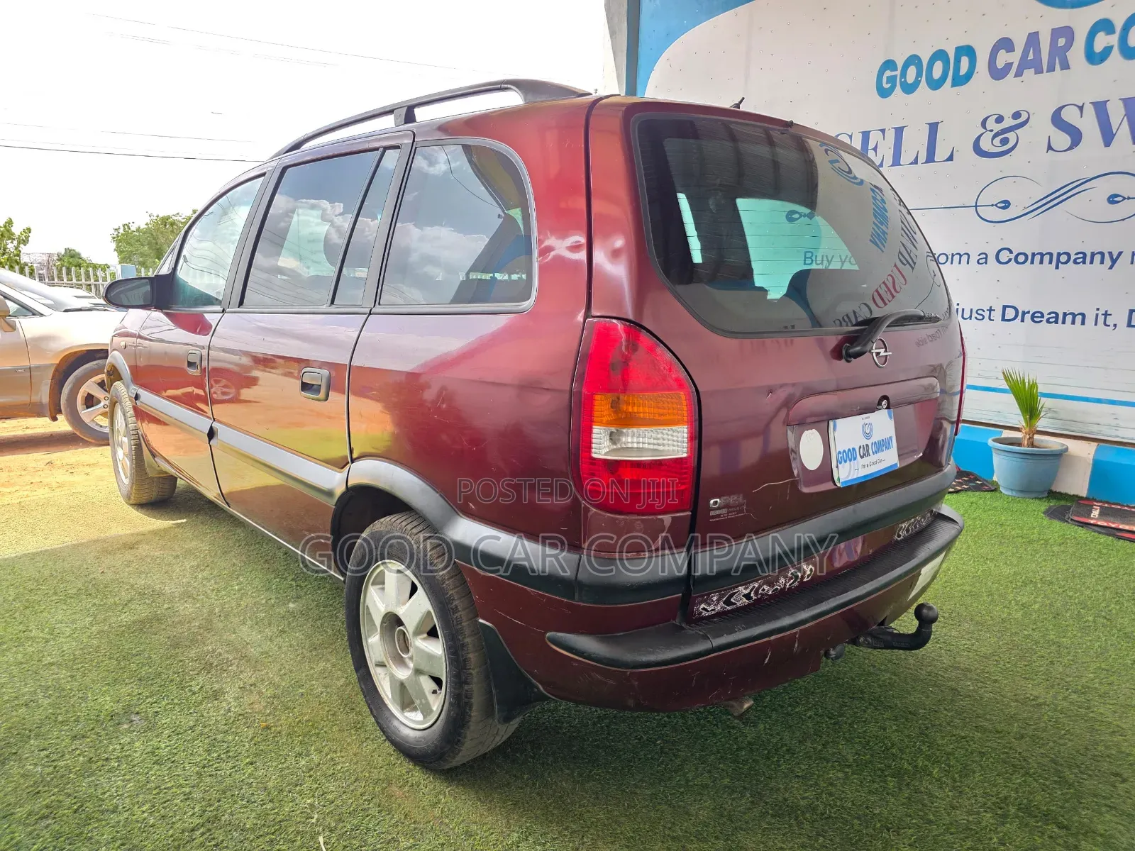Opel Zafira 1999 Red