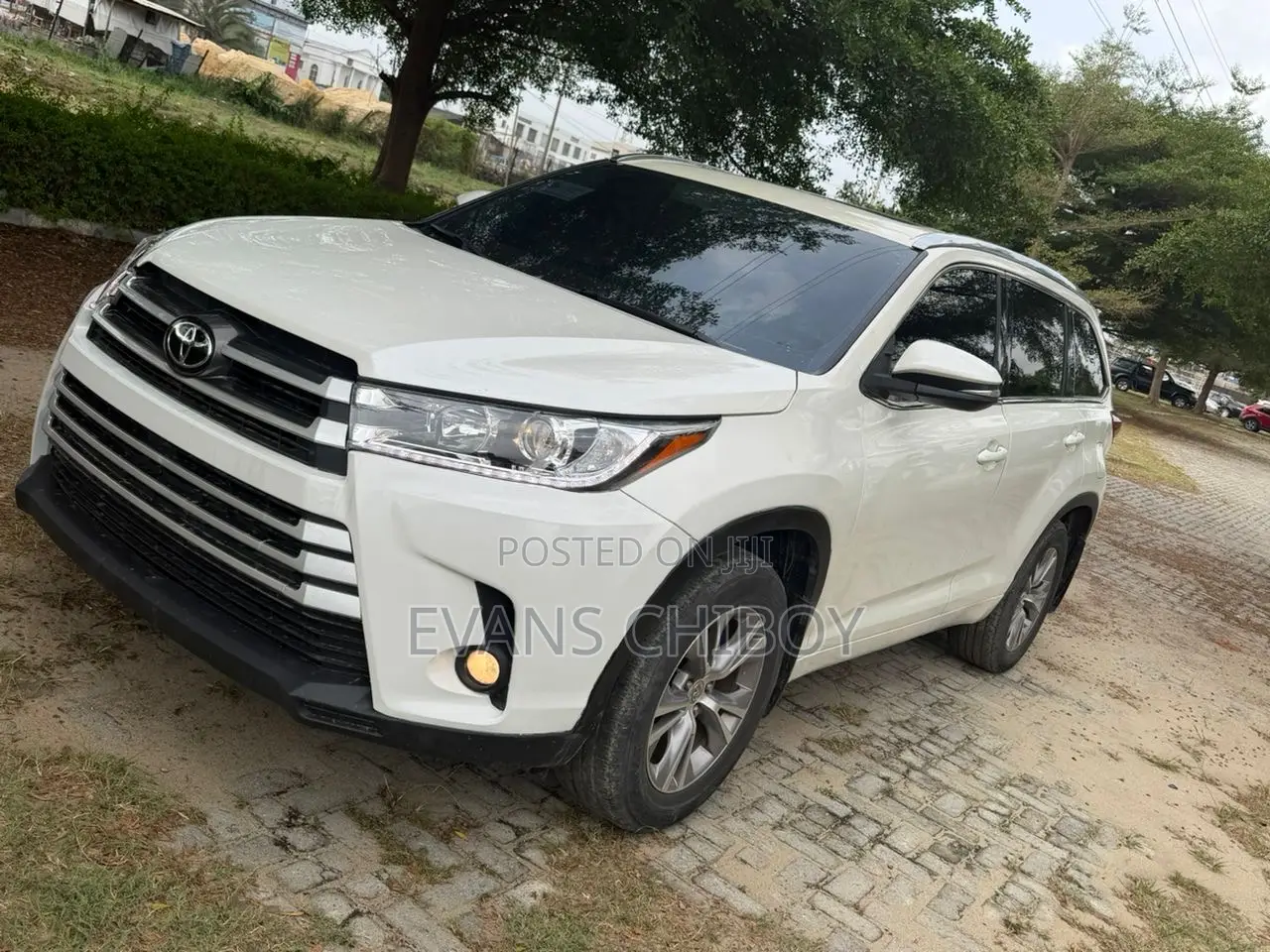 Toyota Highlander XLE 4dr SUV (3.5L 6cyl 6A) 2015 White
