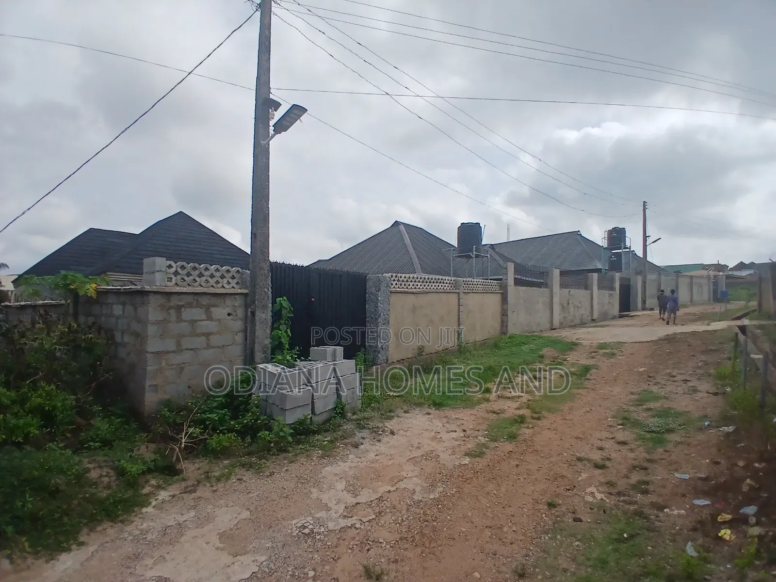 2bdrm Bungalow in Sheu, Ologuneru, Ibadan for sale