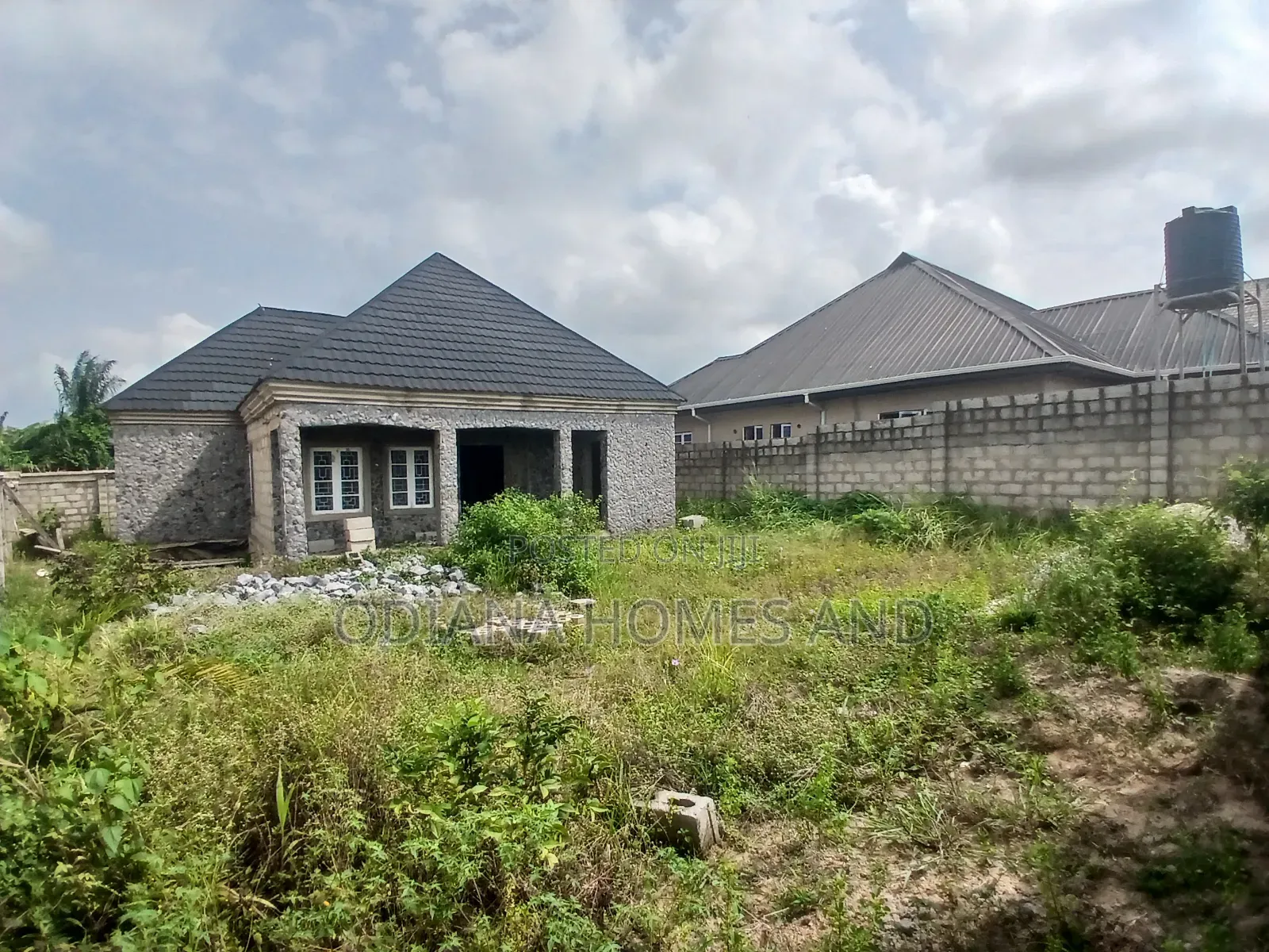 2bdrm Bungalow in Sheu, Ologuneru, Ibadan for sale