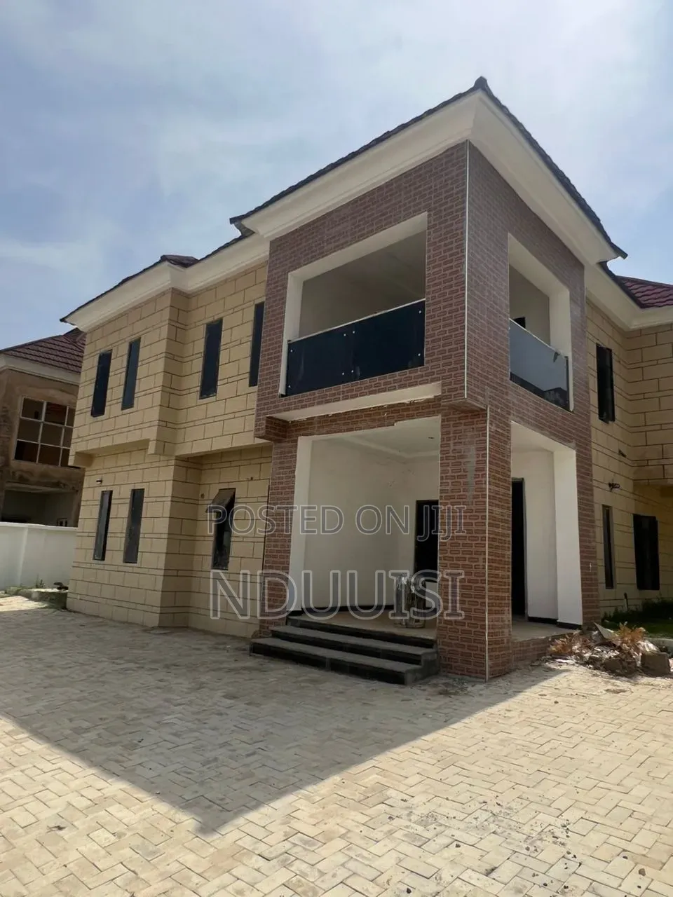 4bdrm Duplex in Dantata Estate, Kubwa for sale