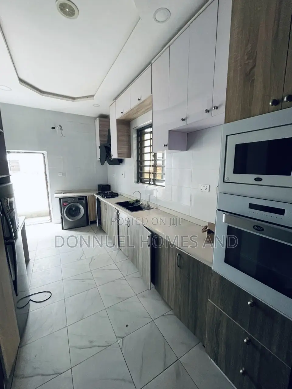 4bdrm Duplex in Ikota for rent