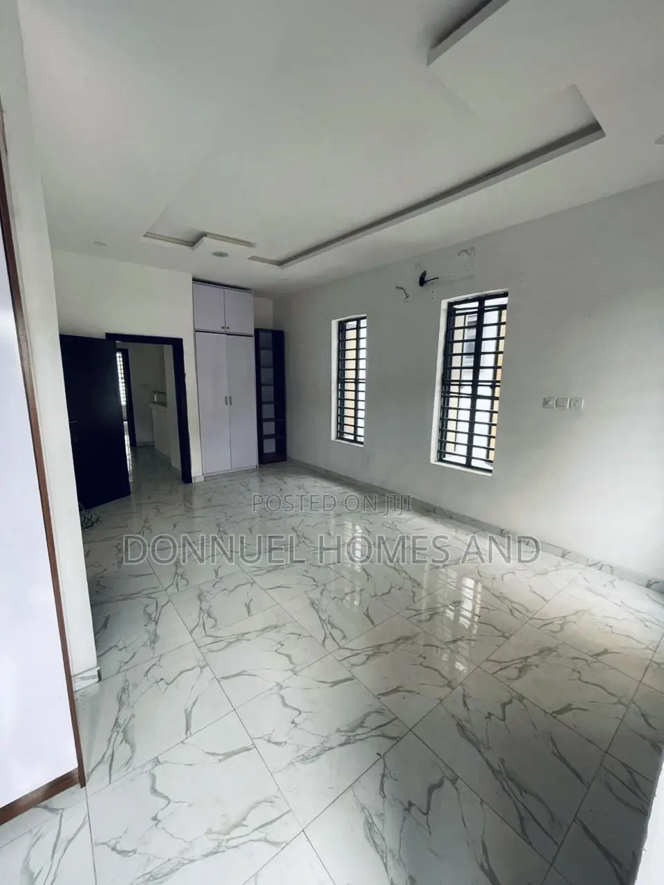 4bdrm Duplex in Ikota for rent