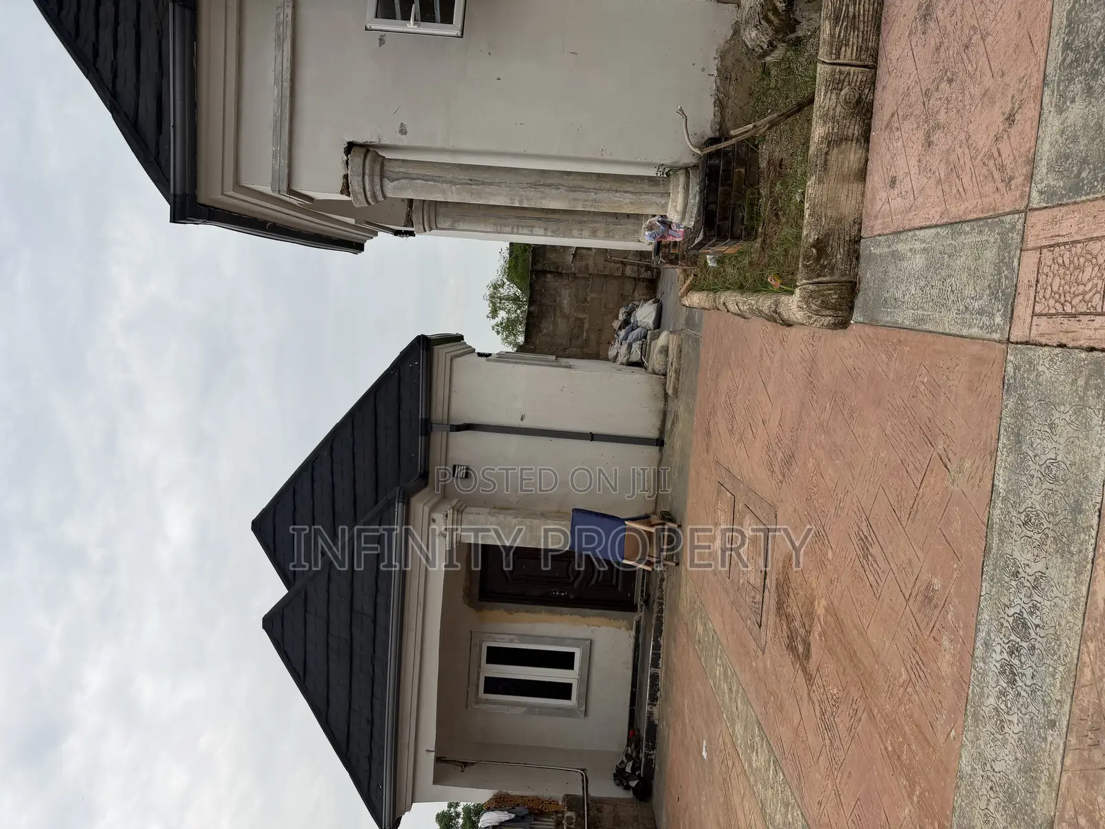 4bdrm Bungalow in Okoromi. Airport, Benin City for sale