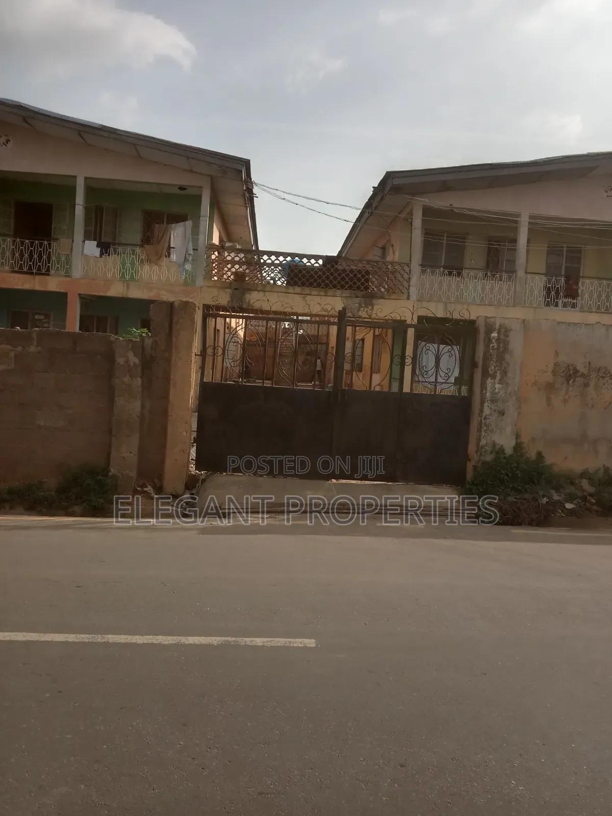 3bdrm Block of Flats in Elegant Properties, Osogbo for sale