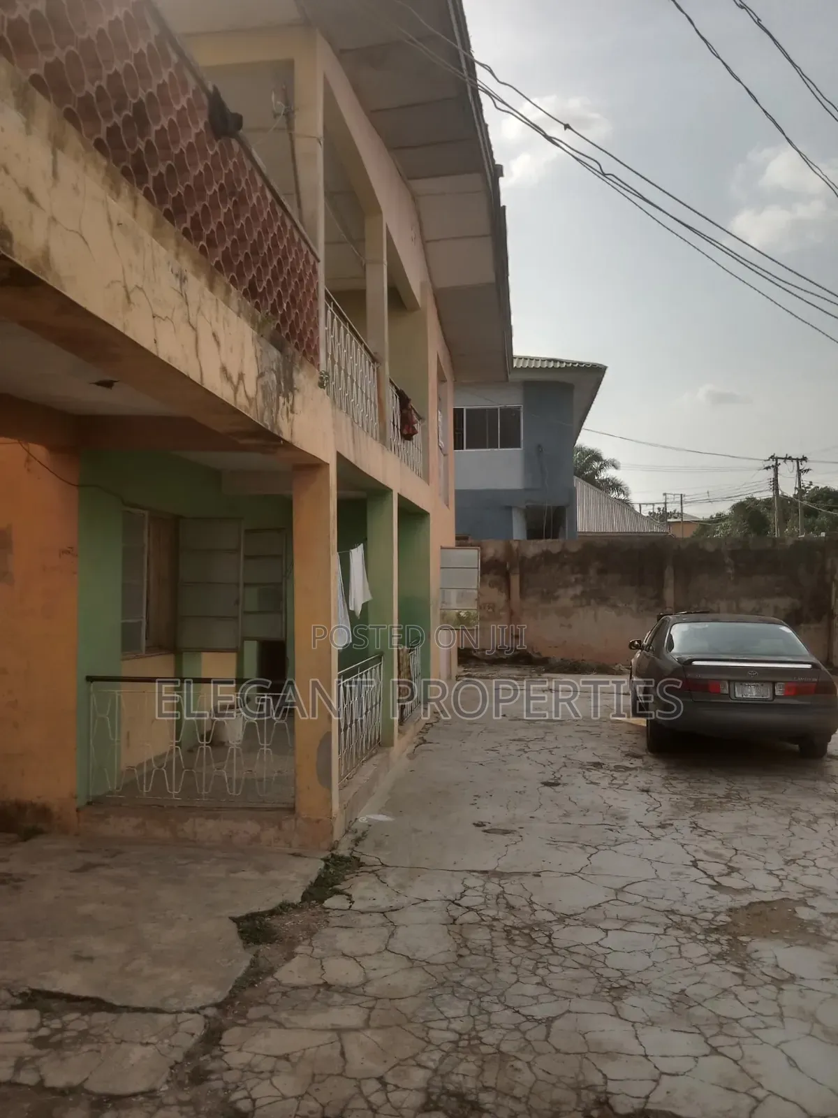 3bdrm Block of Flats in Elegant Properties, Osogbo for sale