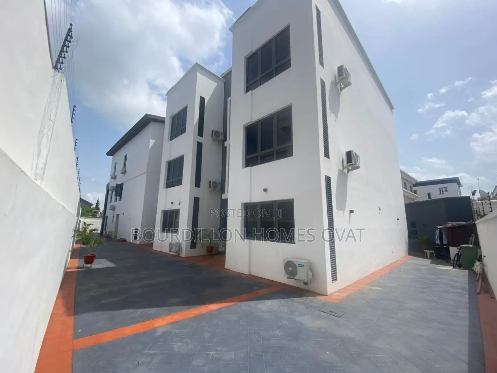 4bdrm Duplex in Banana Island Ikoyi for rent