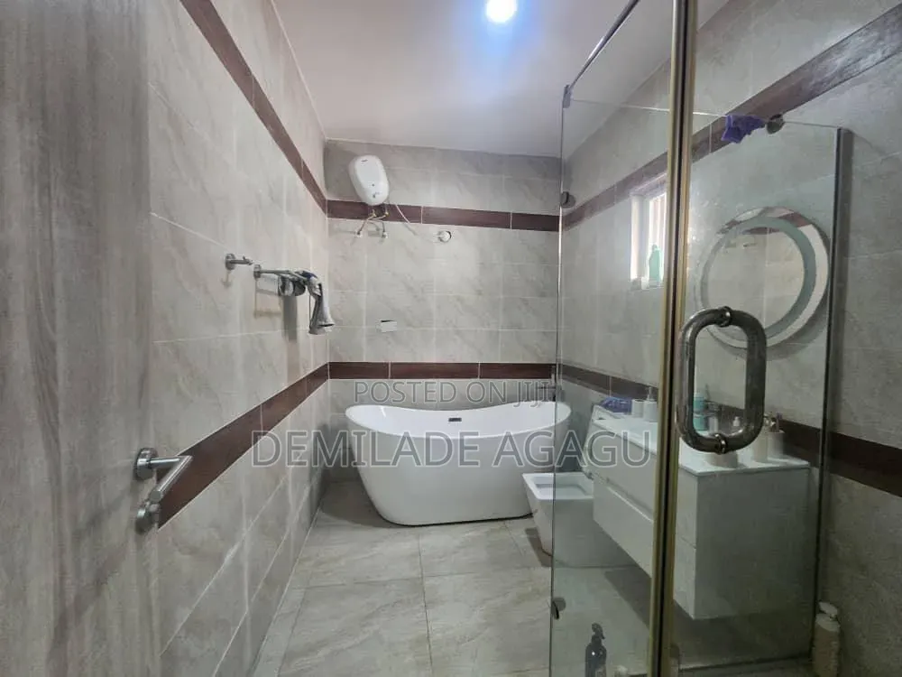 Furnished 4bdrm Duplex in Ikate for sale