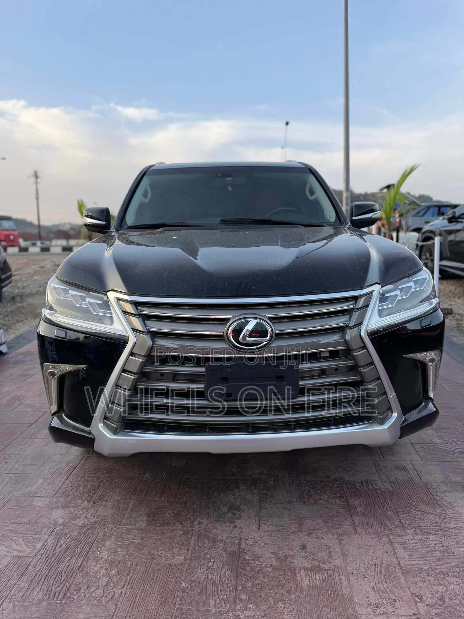 Lexus LX 570 AWD 2014 Black