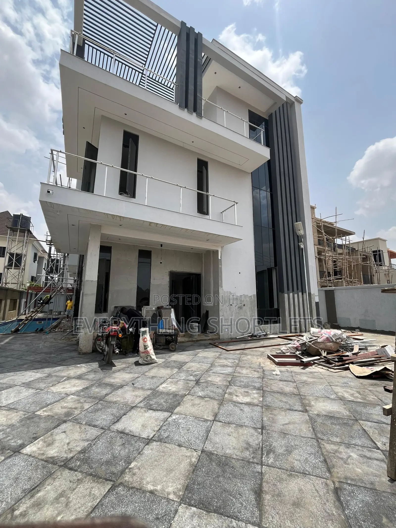 6bdrm Duplex in Apo Resettlement for sale