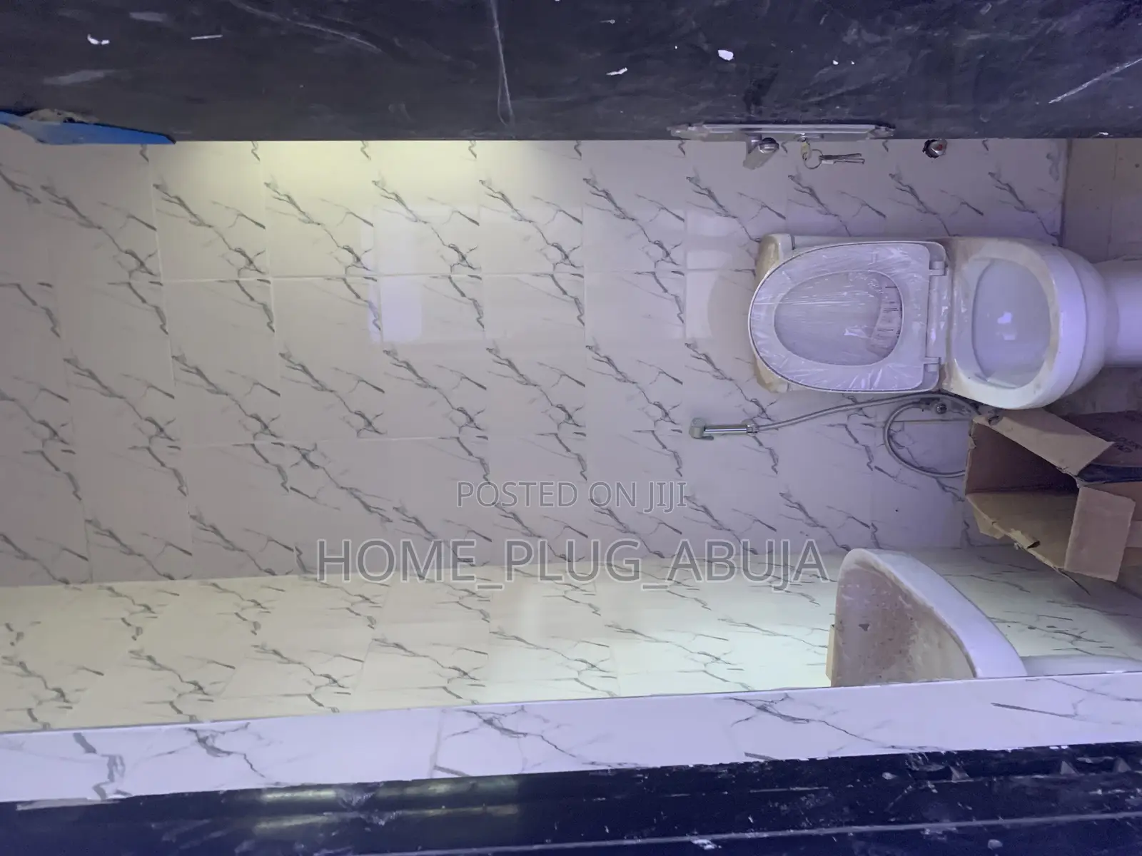 3bdrm Block of Flats in Rockview Estate for rent