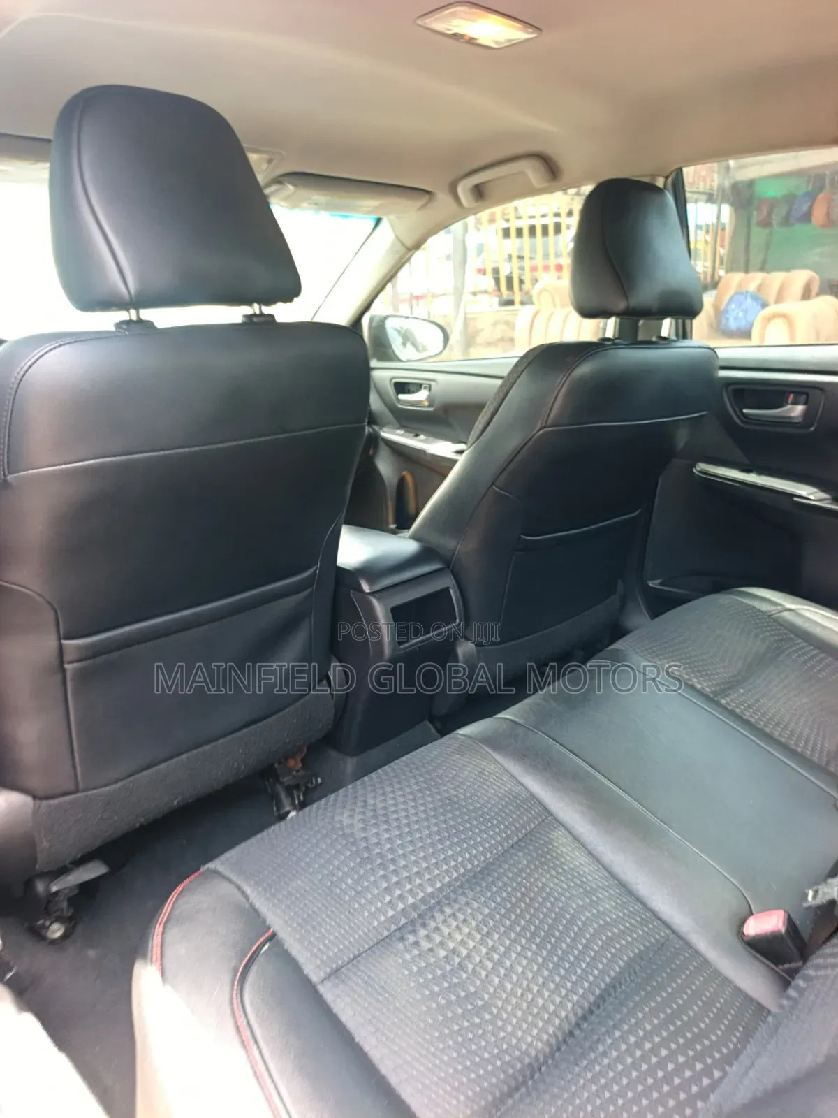 Toyota Camry SE 4dr Sedan (2.5L 4cyl 6A) 2015 Black