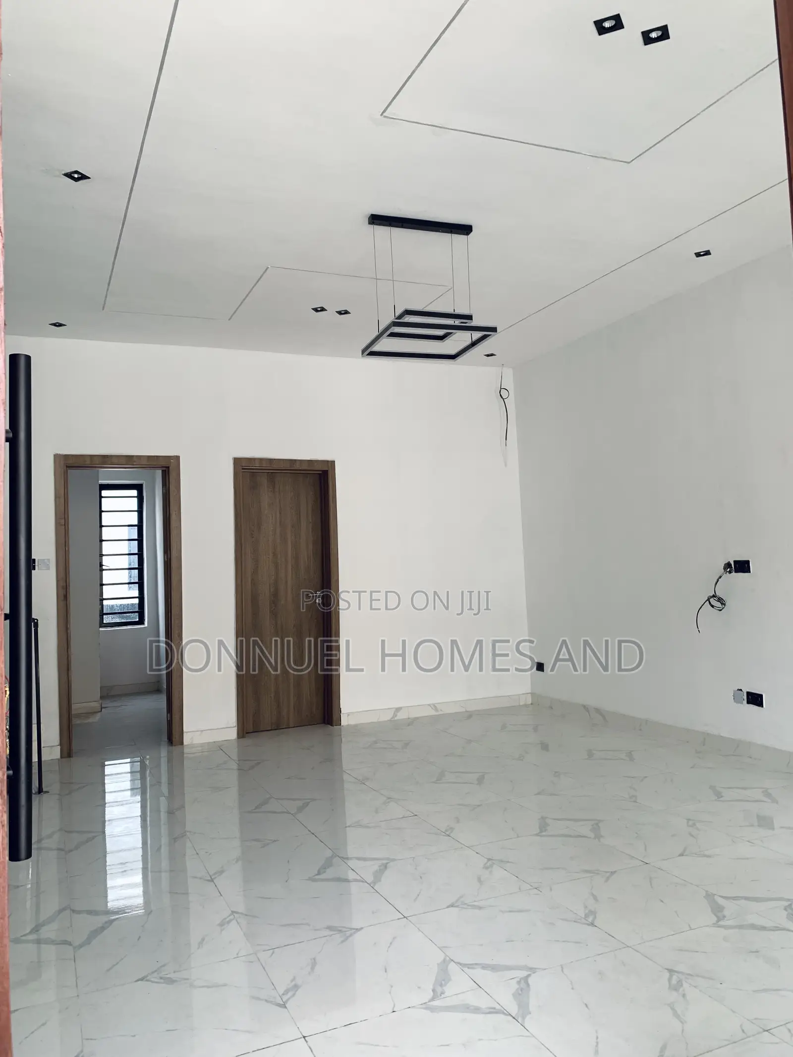 4bdrm Townhouse/Terrace in Ikota for sale