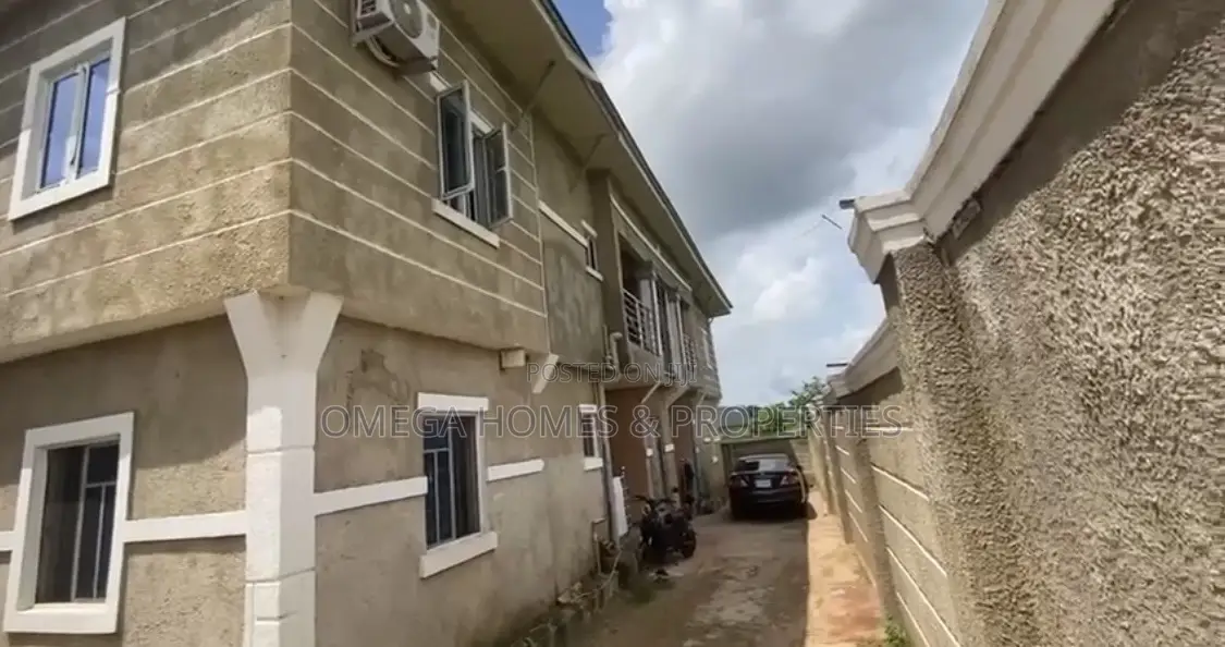 2bdrm Block of Flats in Umuahia for sale
