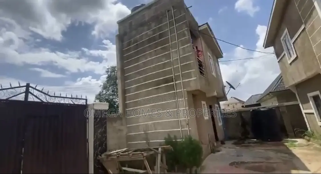 2bdrm Block of Flats in Umuahia for sale