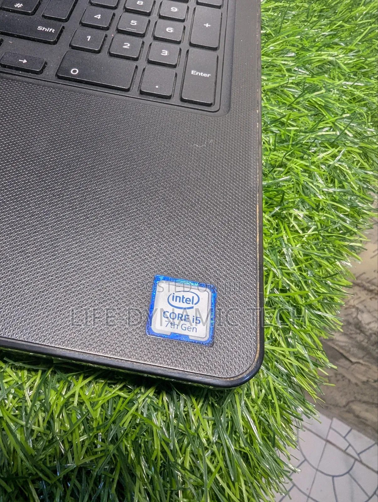Laptop Dell Vostro 15 3568 8GB Intel Core i5 SSD 128GB