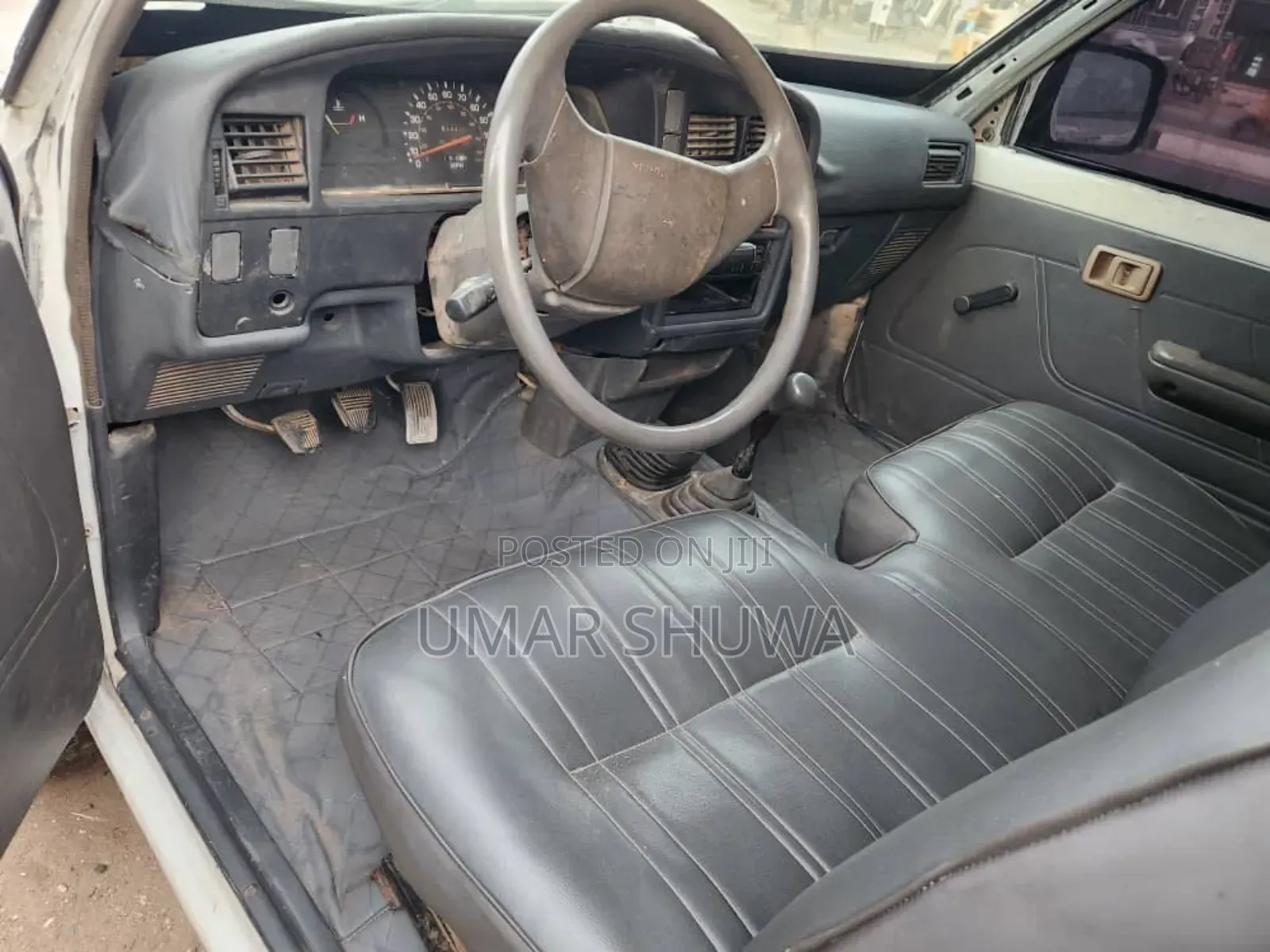 Toyota Hilux 1998 White