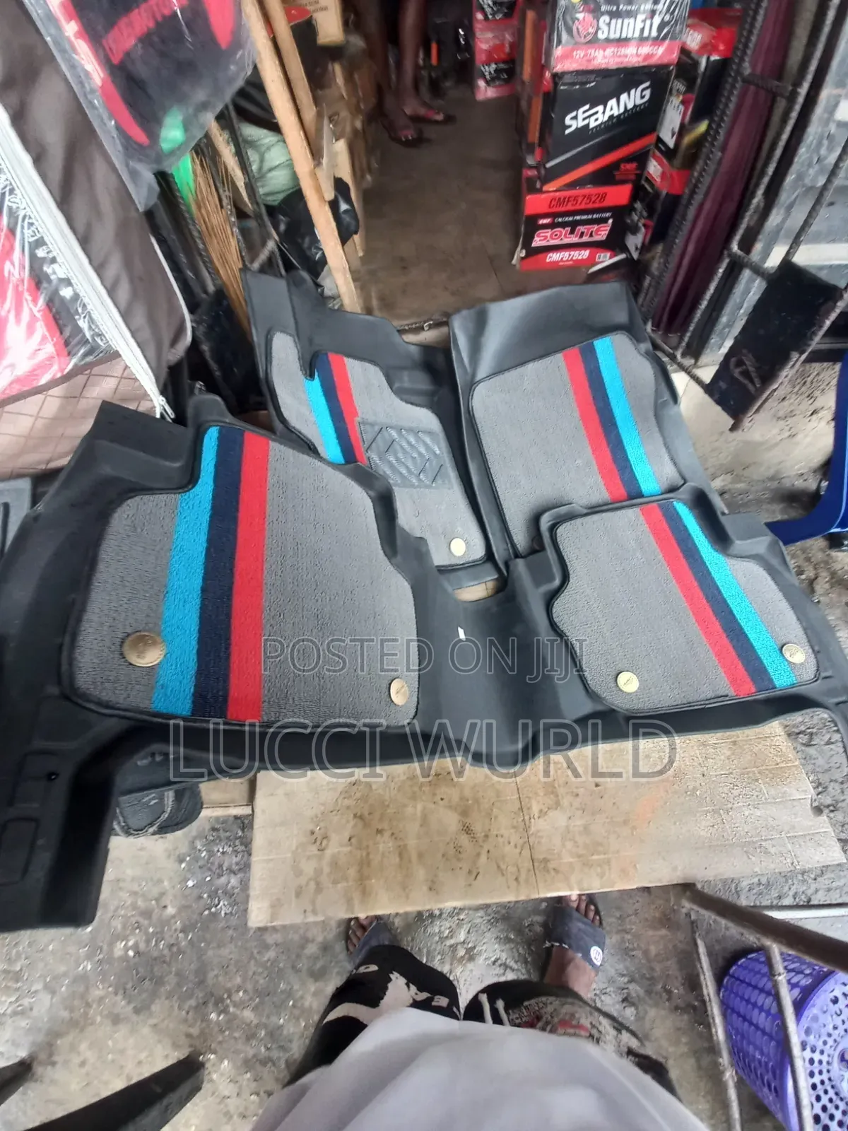 Land Cruiser Plastic Foot Mat