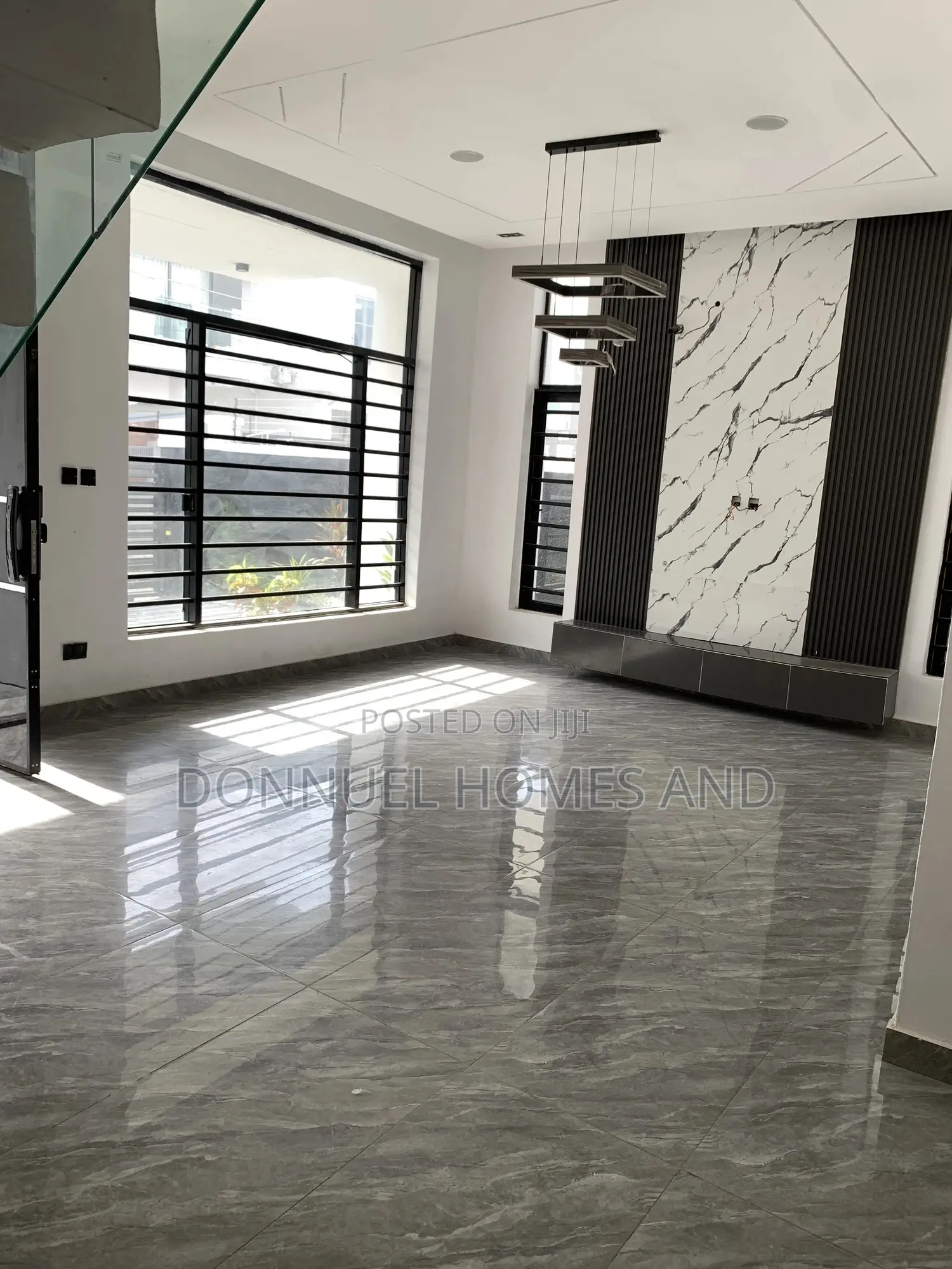 4bdrm Duplex in Ikota for sale