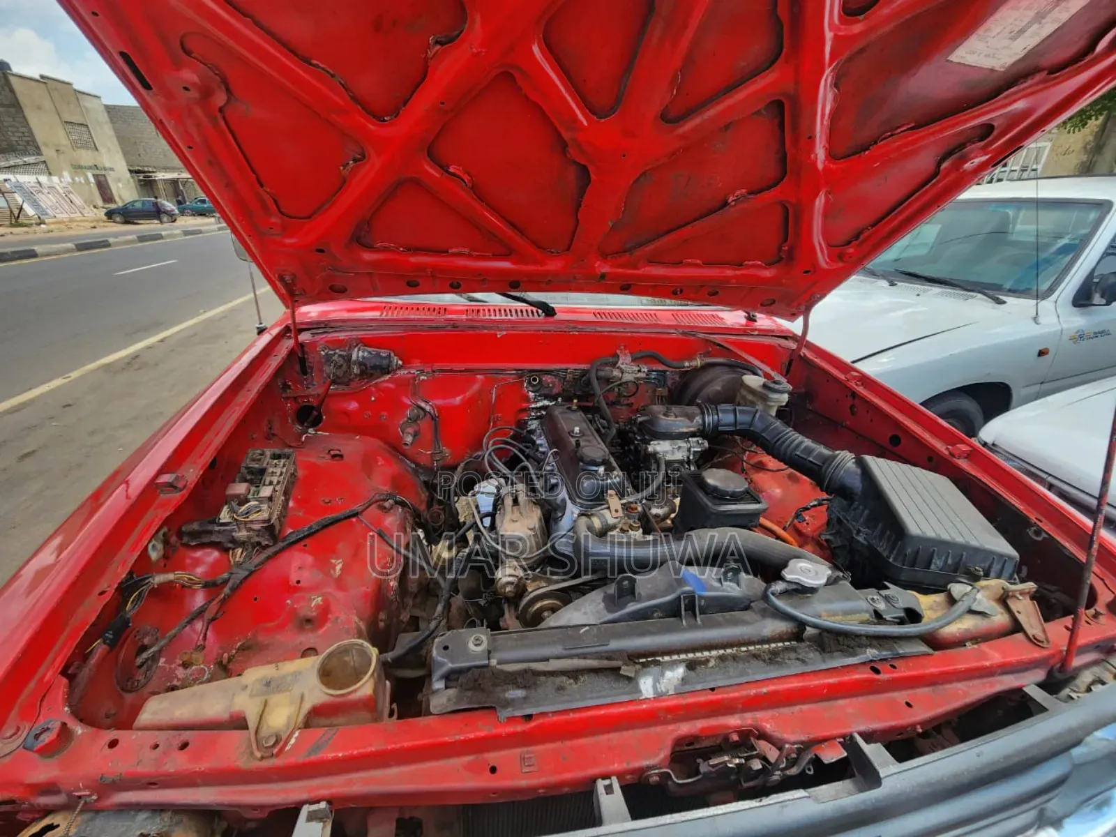 Toyota Hilux 1999 Red