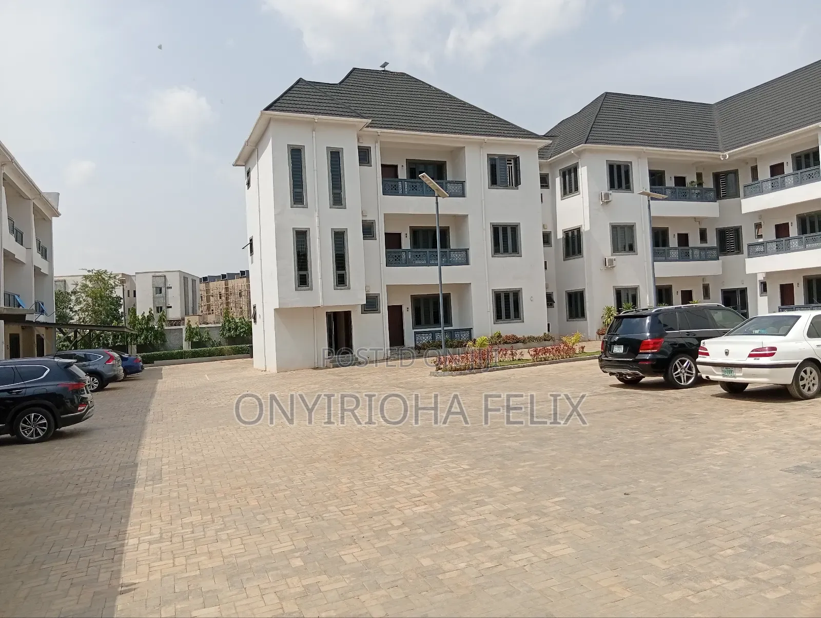 4bdrm Townhouse / Terrace in Life Camp for rent