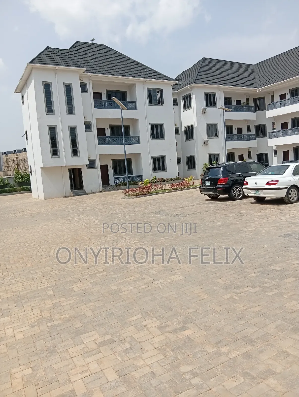 4bdrm Townhouse / Terrace in Life Camp for rent
