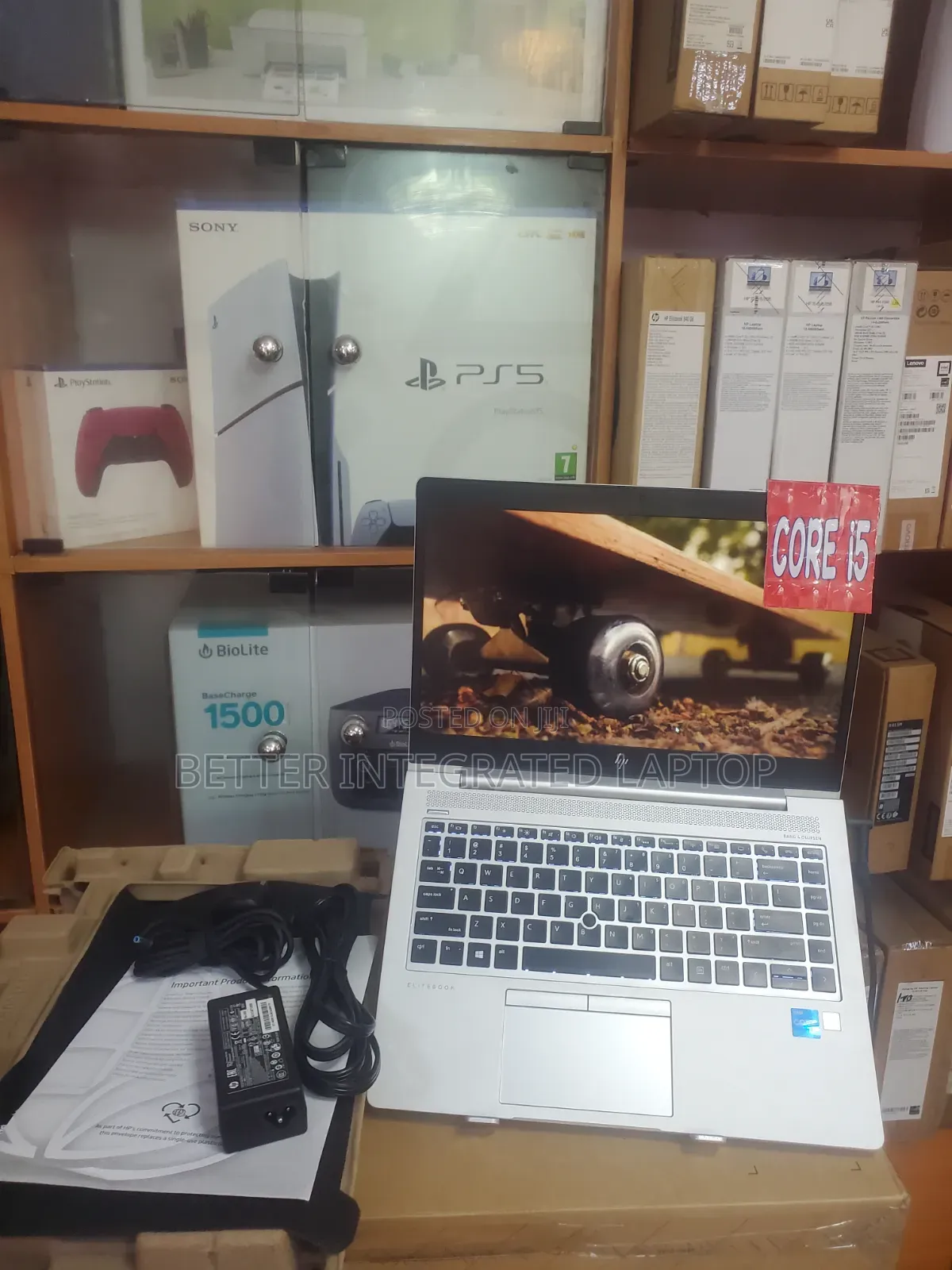 New Laptop HP EliteBook 820 16GB Intel Core 5 SSD 512GB