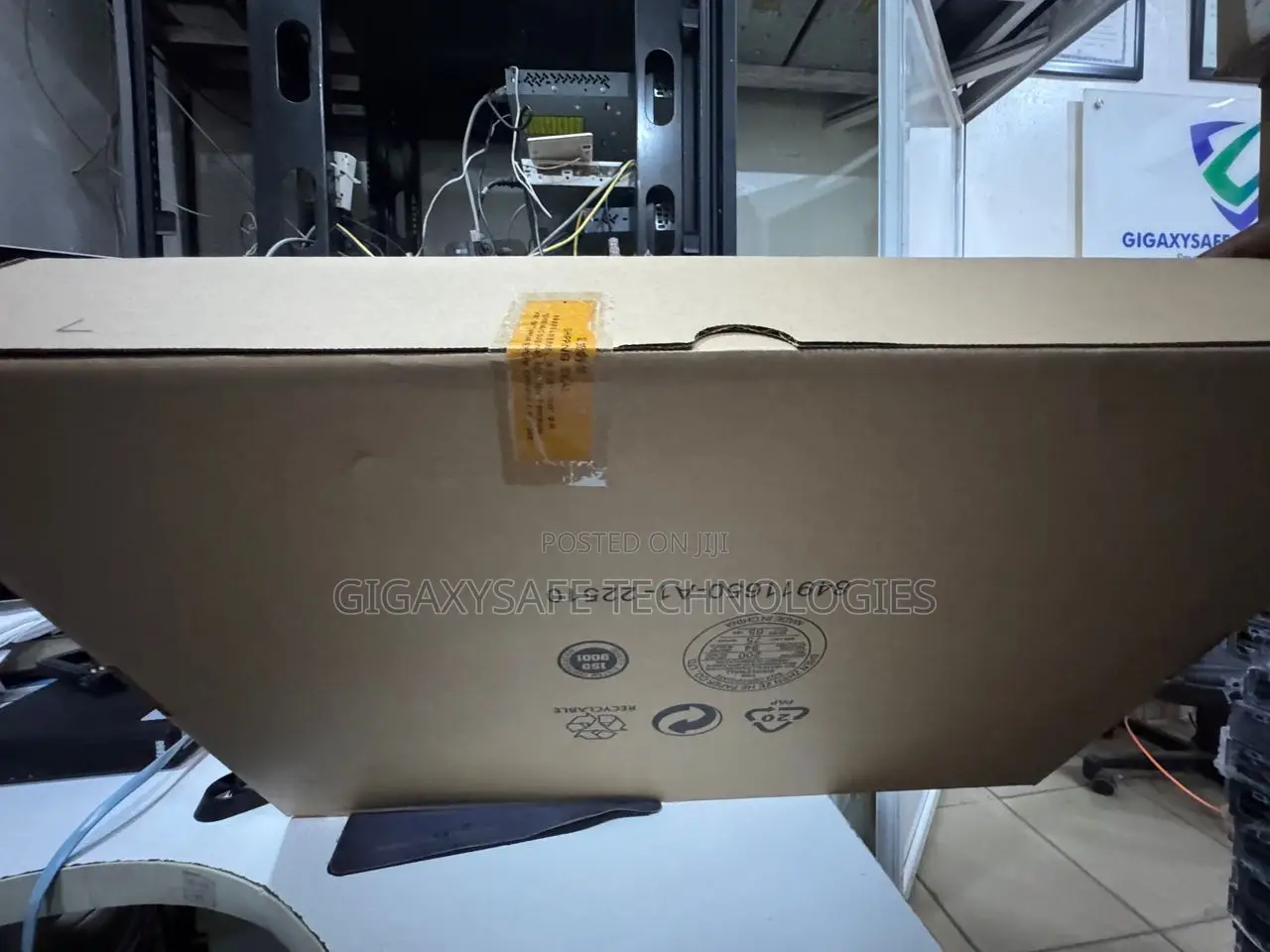 S5735-L24p4x-A1, Cloudengine S5735 Switch, 24xge Rj45/4x10ge Sfp+/Poe+
