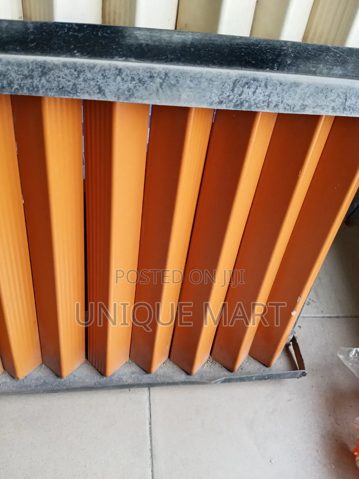 Swimming Pool Anti-Slippery Edge Copping Tiles.Length:36 Cm