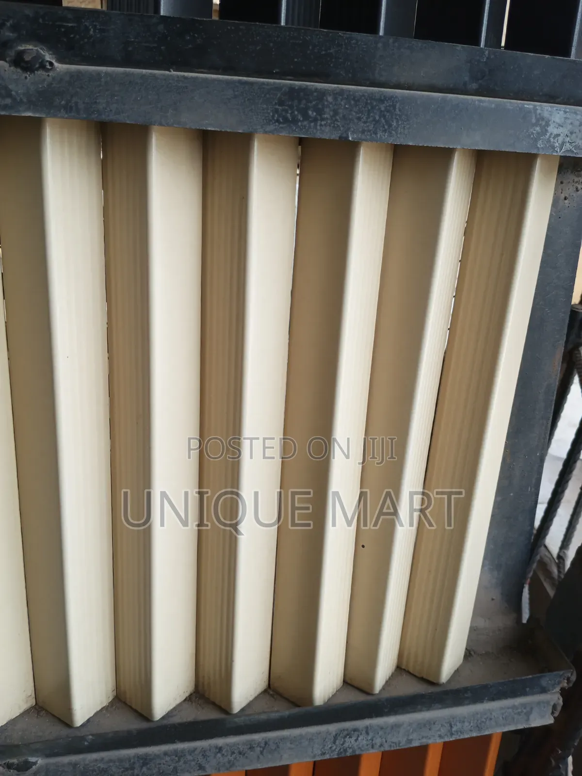 Swimming Pool Anti-Slippery Edge Copping Tiles.Length:36 Cm