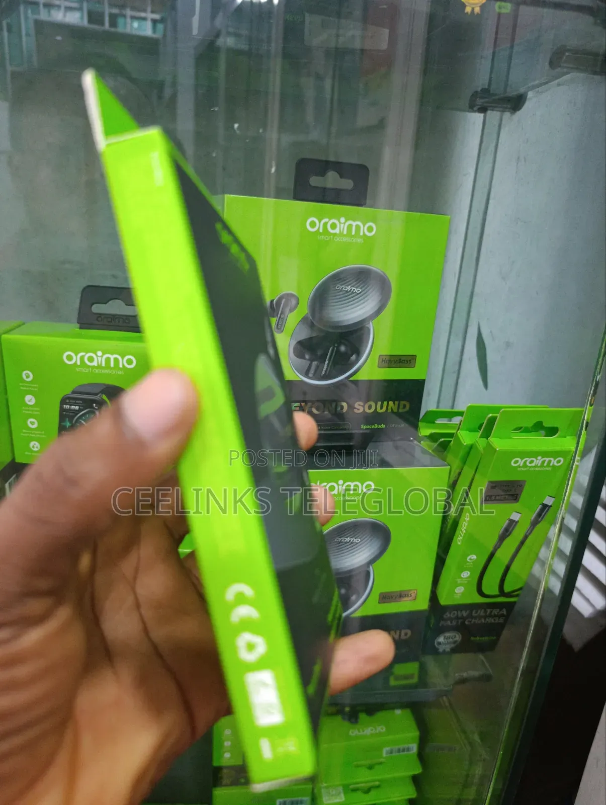 Oraimo Power-Dock 15w Magnetic Wireless Fast Charging-Pad Owh-1151