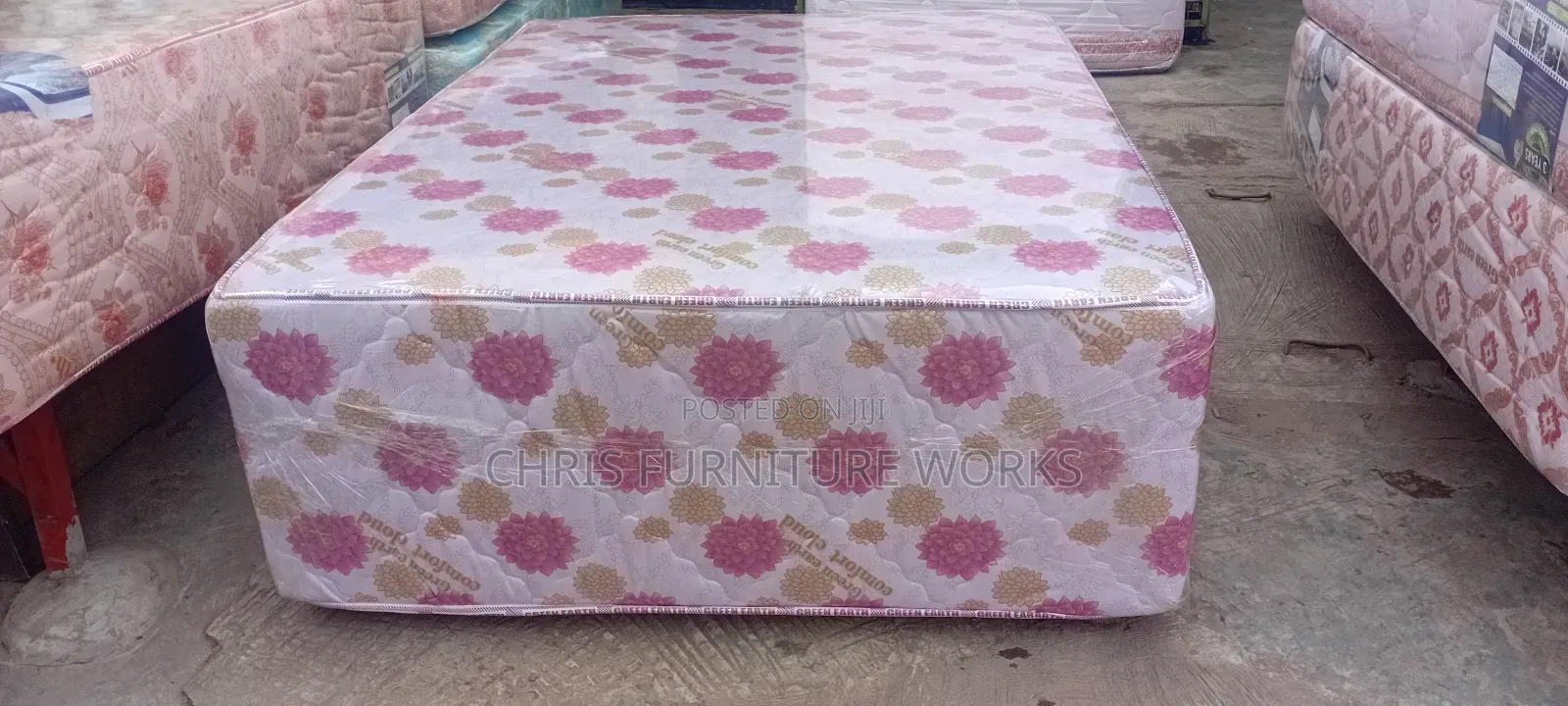 High Quality 41⁄2 by 6ft by 20inches Semi Orthopaedic Mattress