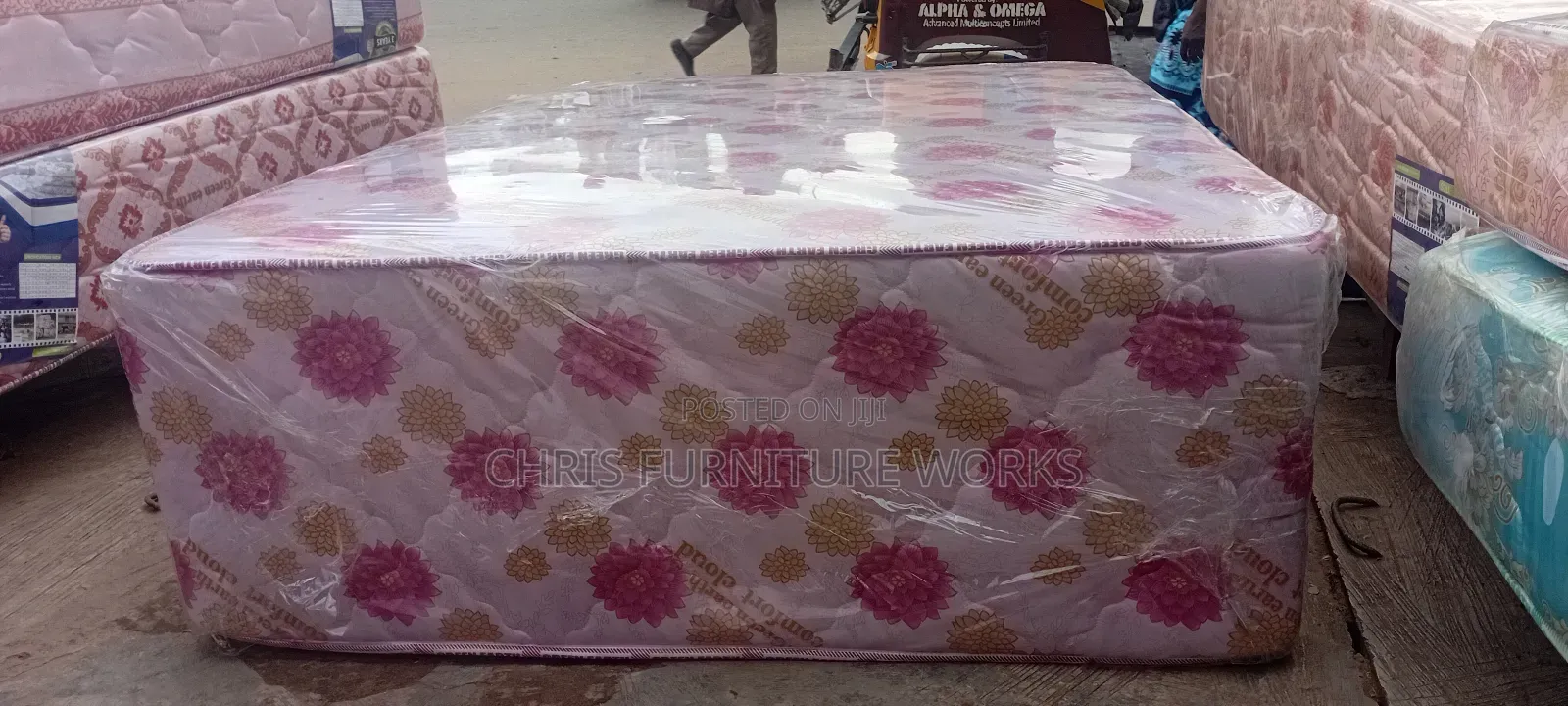 High Quality 41⁄2 by 6ft by 20inches Semi Orthopaedic Mattress