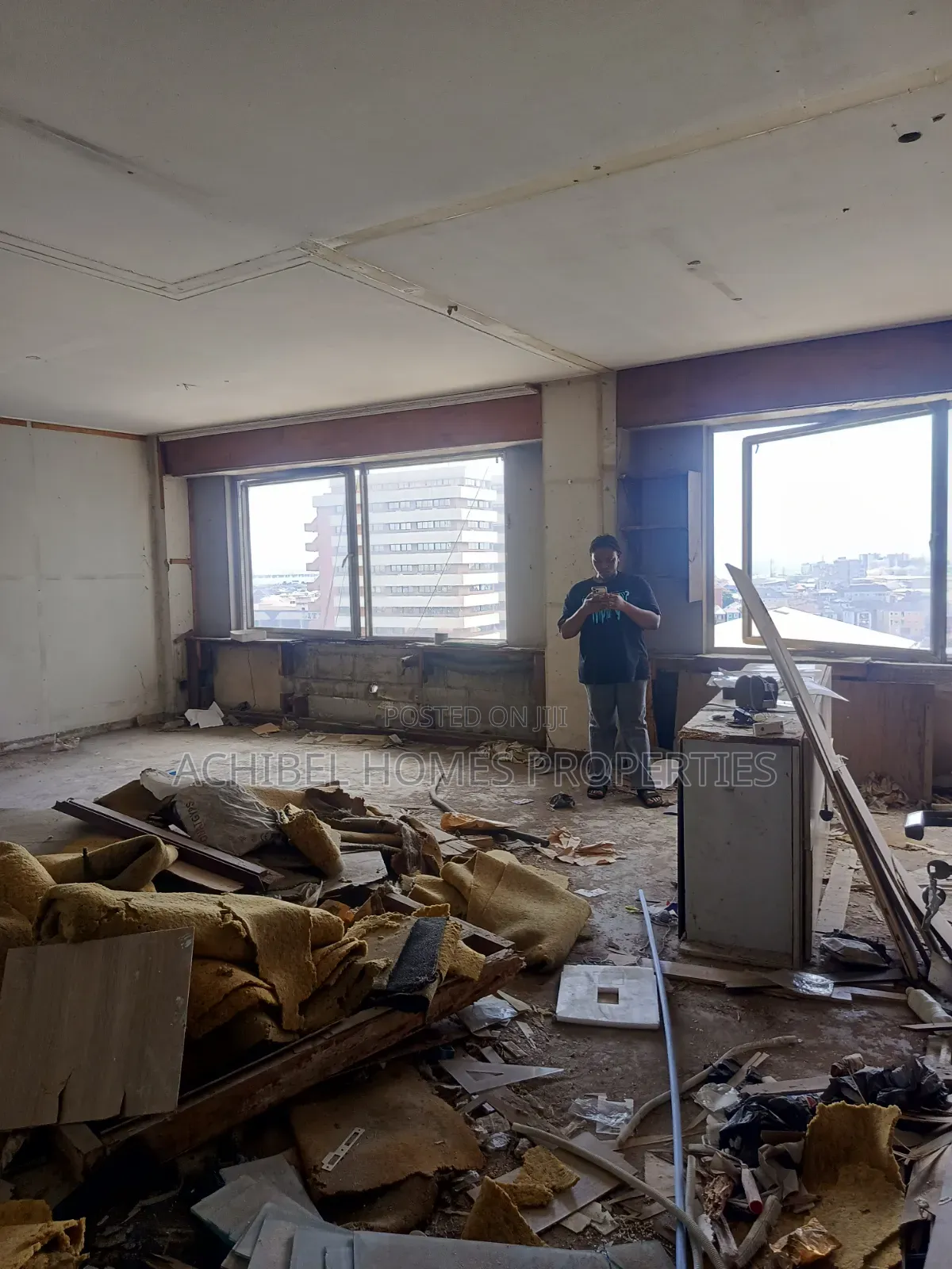 A 47 Square Meter Office Space in Lagos Island