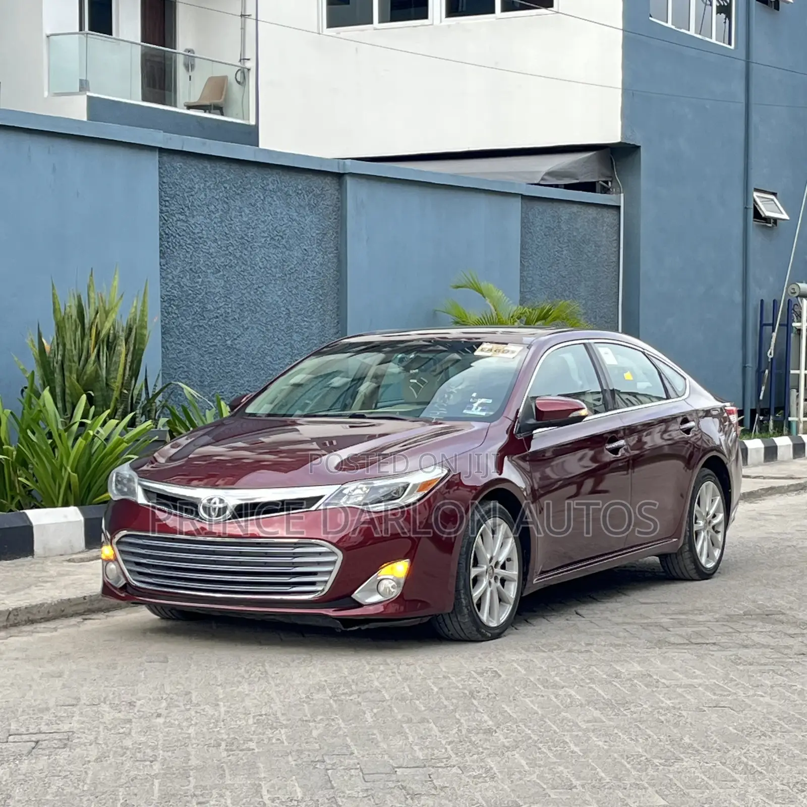 Toyota Avalon XLE Touring 4dr Sedan (3.5L 6cyl 6A) 2014 Red