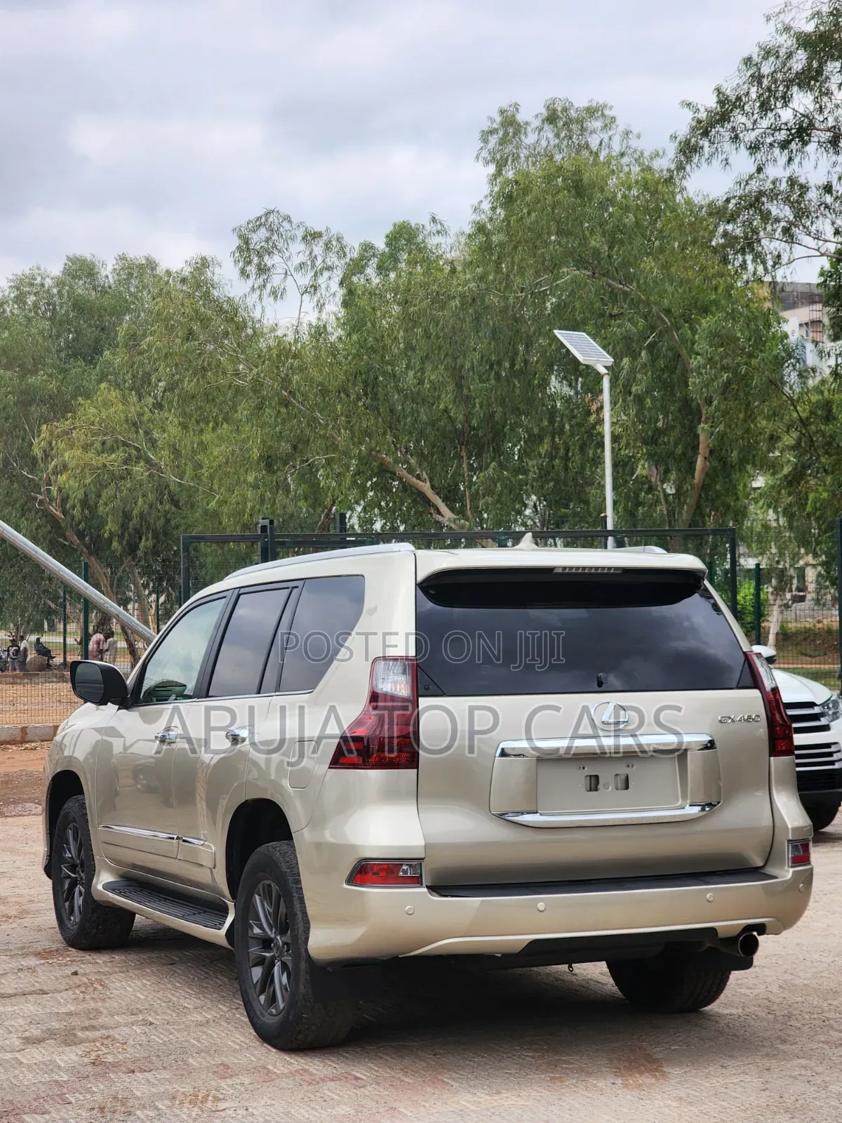 Lexus GX 460 Luxury 2015 Gold