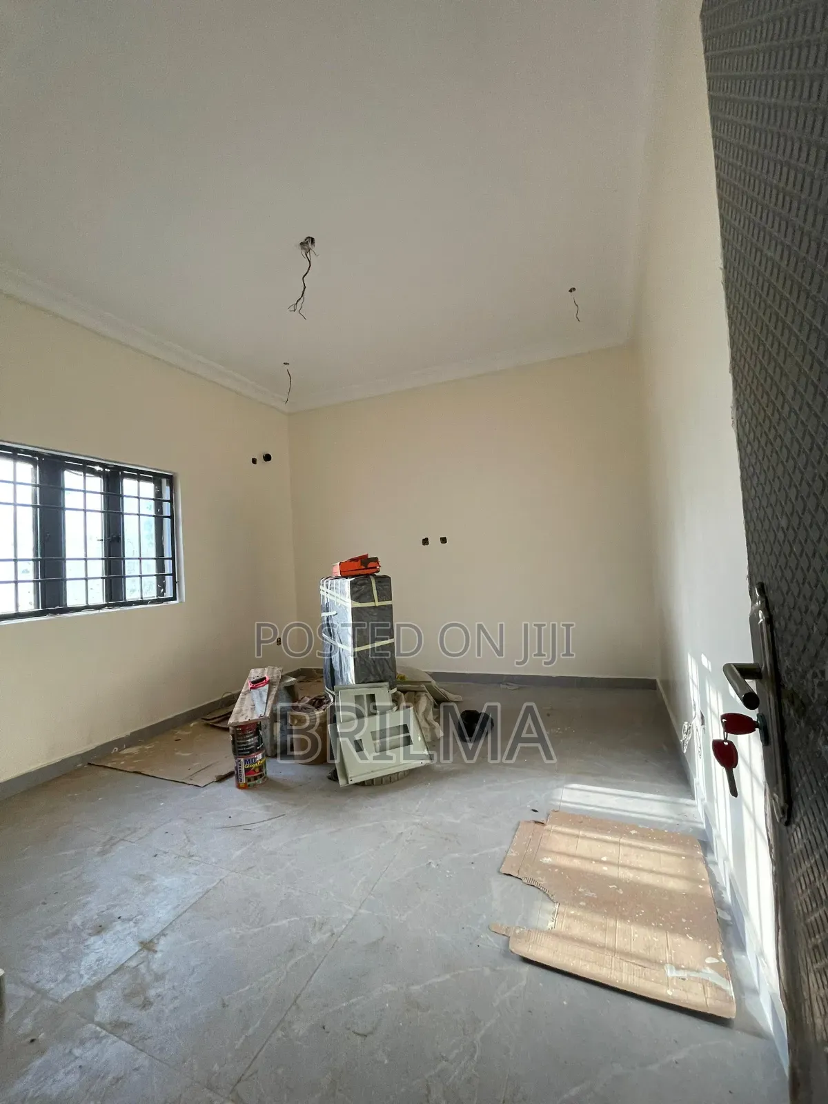 3bdrm Block of Flats in Life Camp for rent