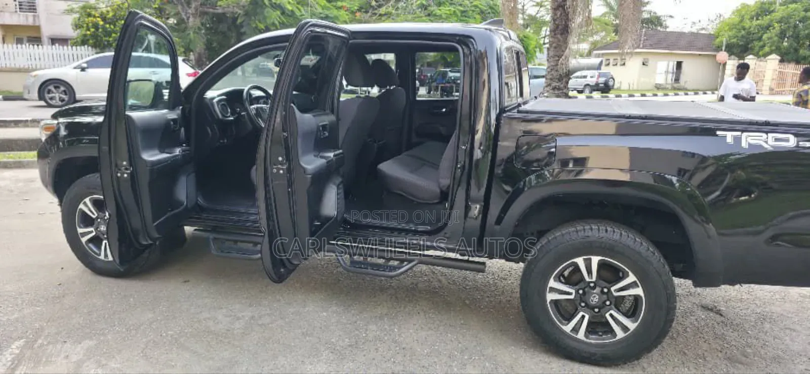 Toyota Tacoma 4dr Double Cab 2016 Black