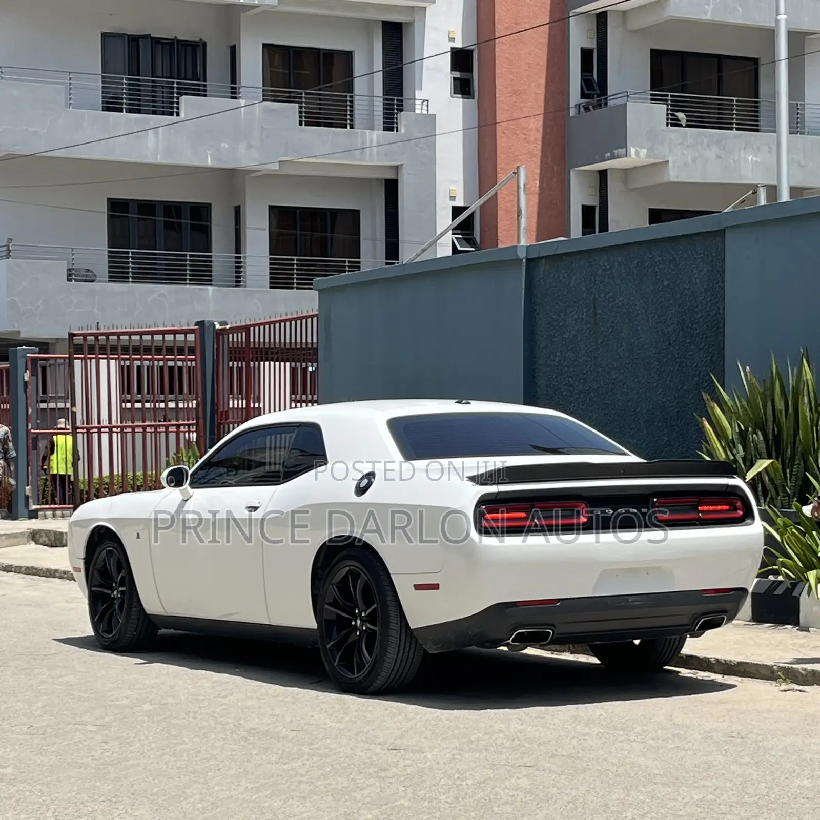 Dodge Charger 2018 White