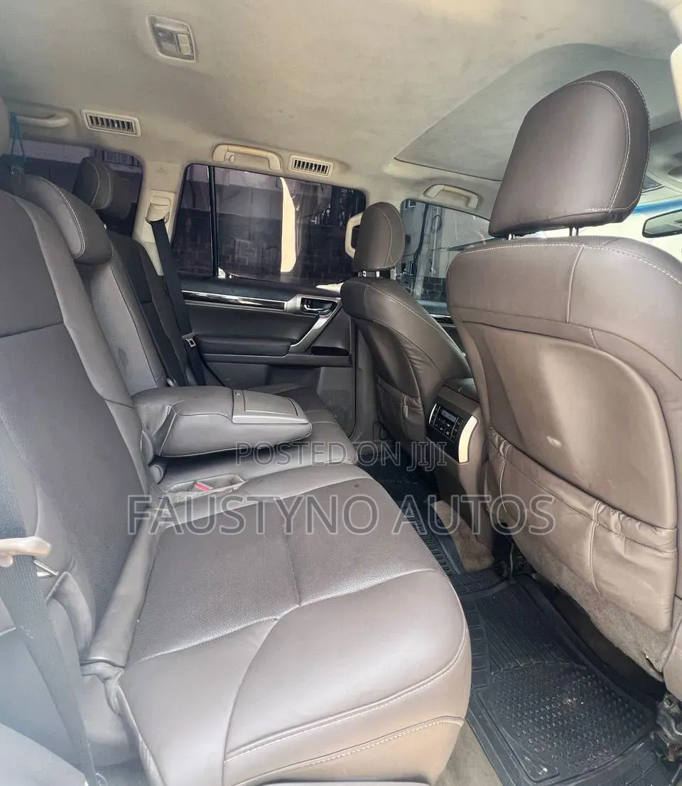 Lexus GX 460 Luxury 2015 White