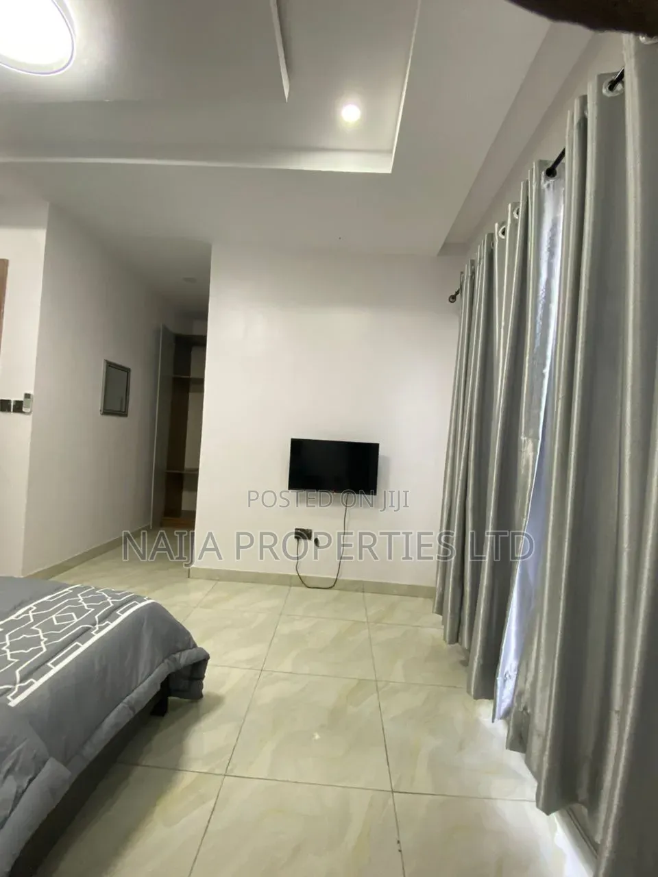 Furnished 2bdrm Townhouse / Terrace for rent