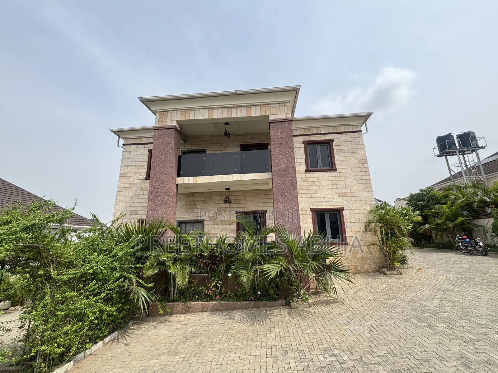 4bdrm Duplex in Asokoro for sale